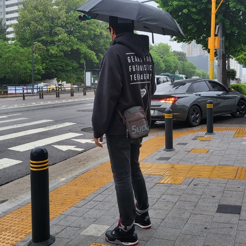 Human Made Zip-Up Hoodie Black, Supreme Sharpie Box Logo New Era Black - 24SS 착용 스타일 - 1