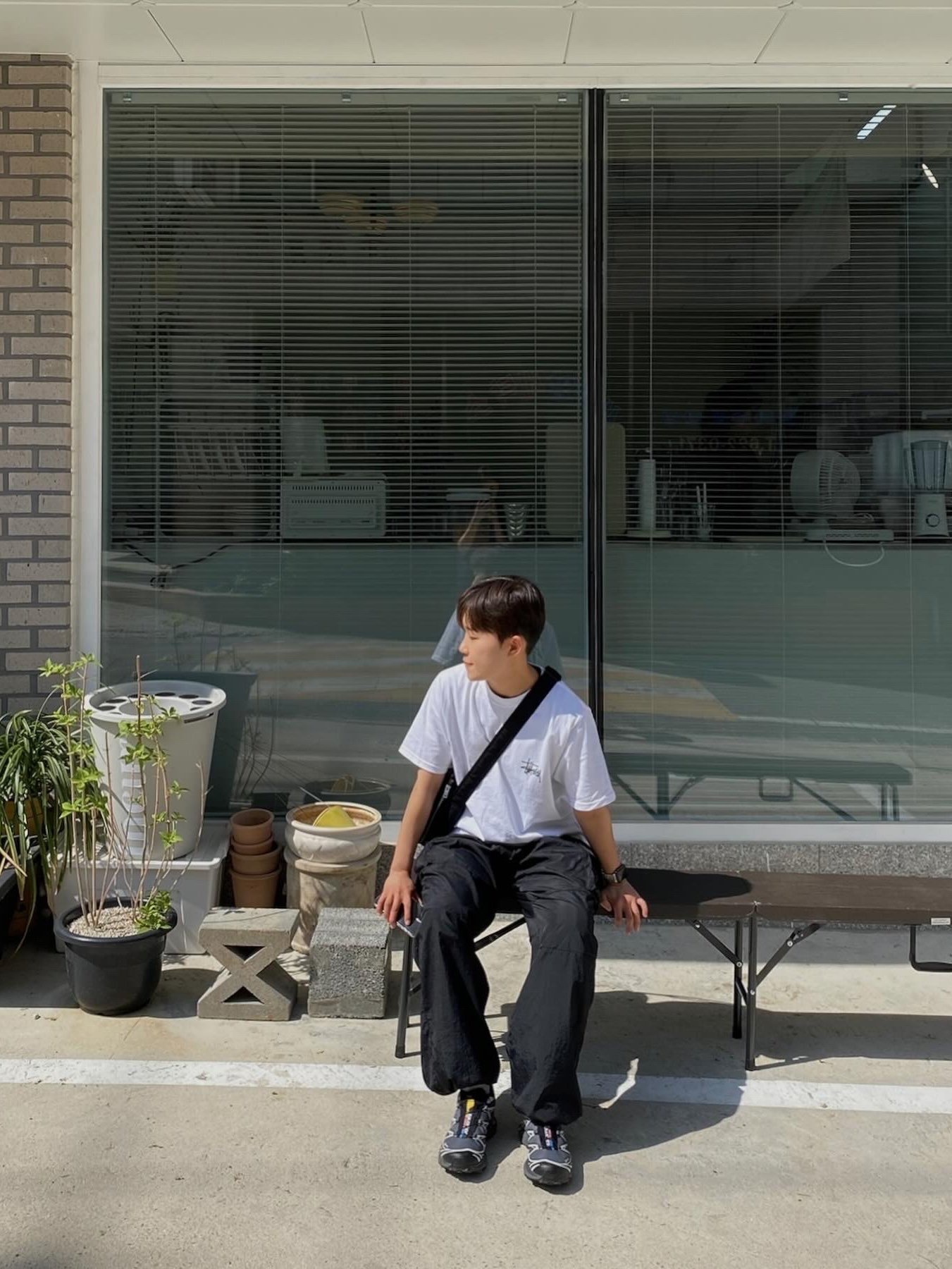 Stussy Basic Stussy T-Shirt White 2024, 2025 착용 스타일 - 1