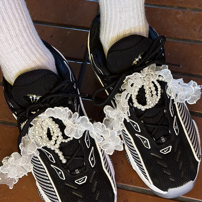 Nike x Drake Nocta Glide Black White Clear 착용 스타일 - 2