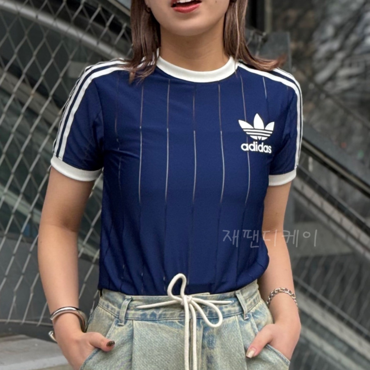 (W) Adidas 3S T-shirt Dark Blue - KR Sizing 착용 스타일