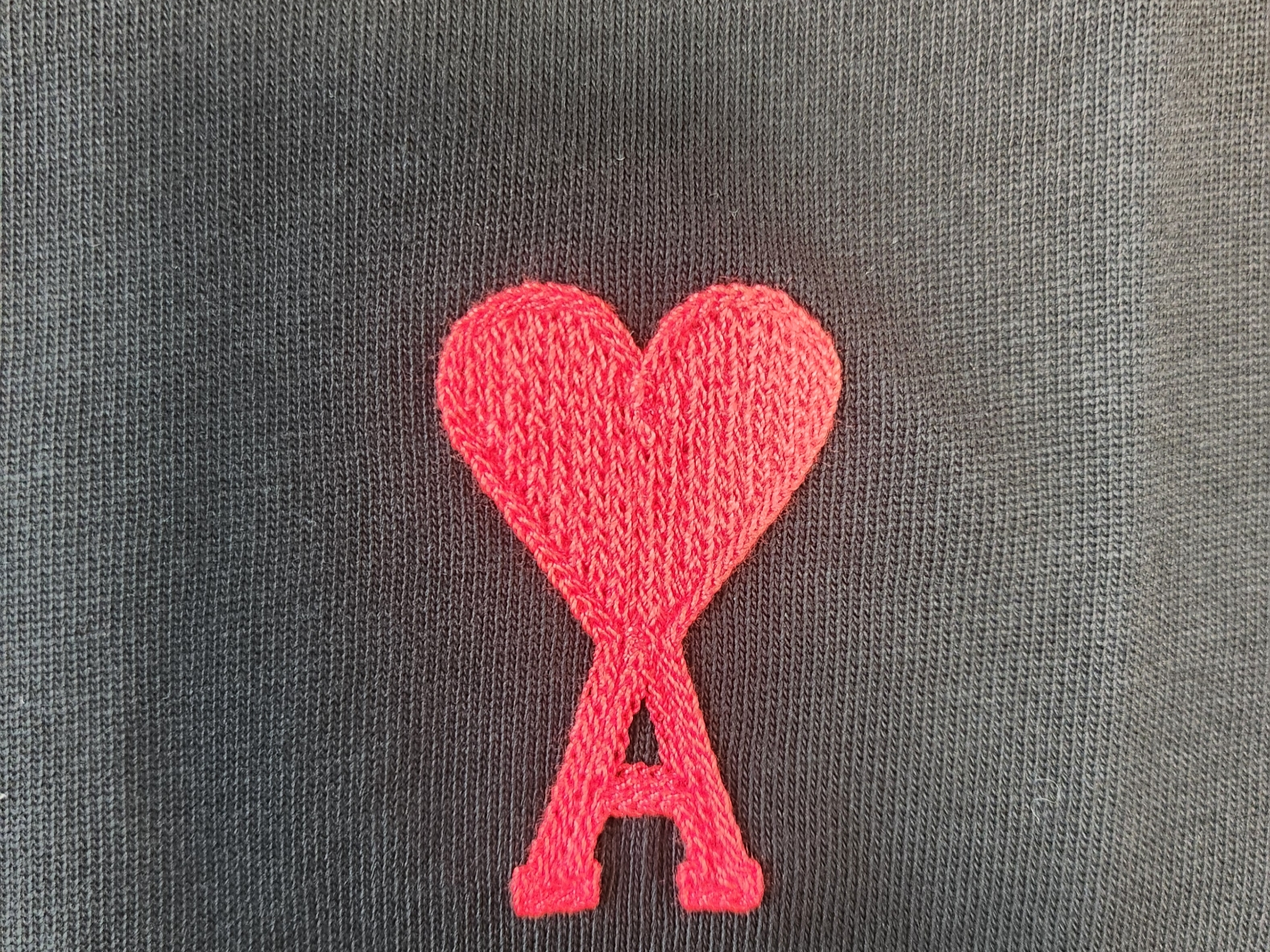 AMI de Coeur T-Shirt Black 착용 스타일 - 2