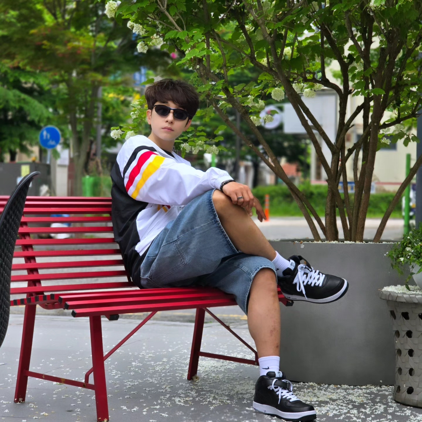 Adidas Germany 1996 Woven Track Jacket White - KR Sizing, Adidas Germany 1996 Woven Track Jacket White - US Sizing 착용 스타일 - 5