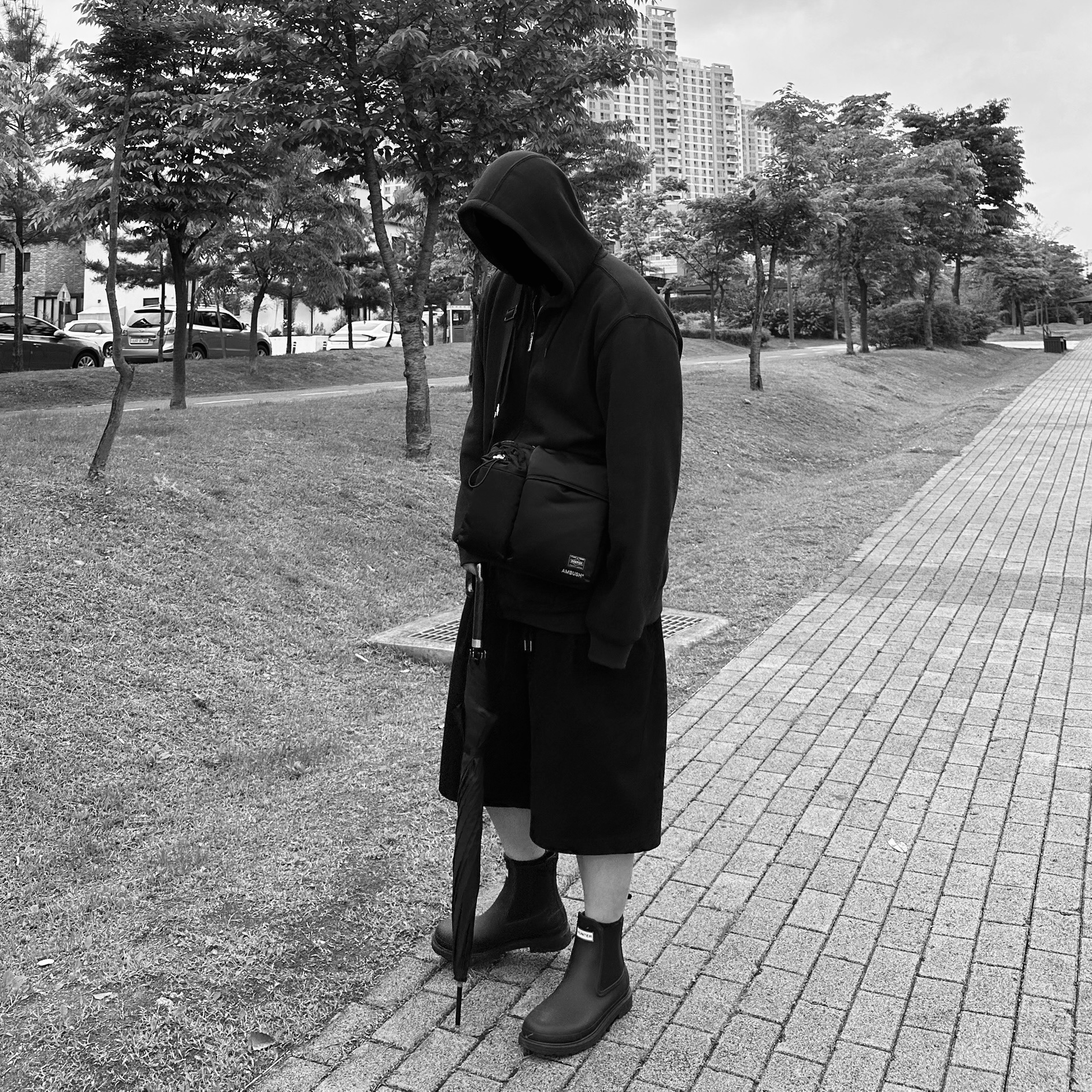 Hunter Commando Chelsea Boots Black 착용 스타일 - 2