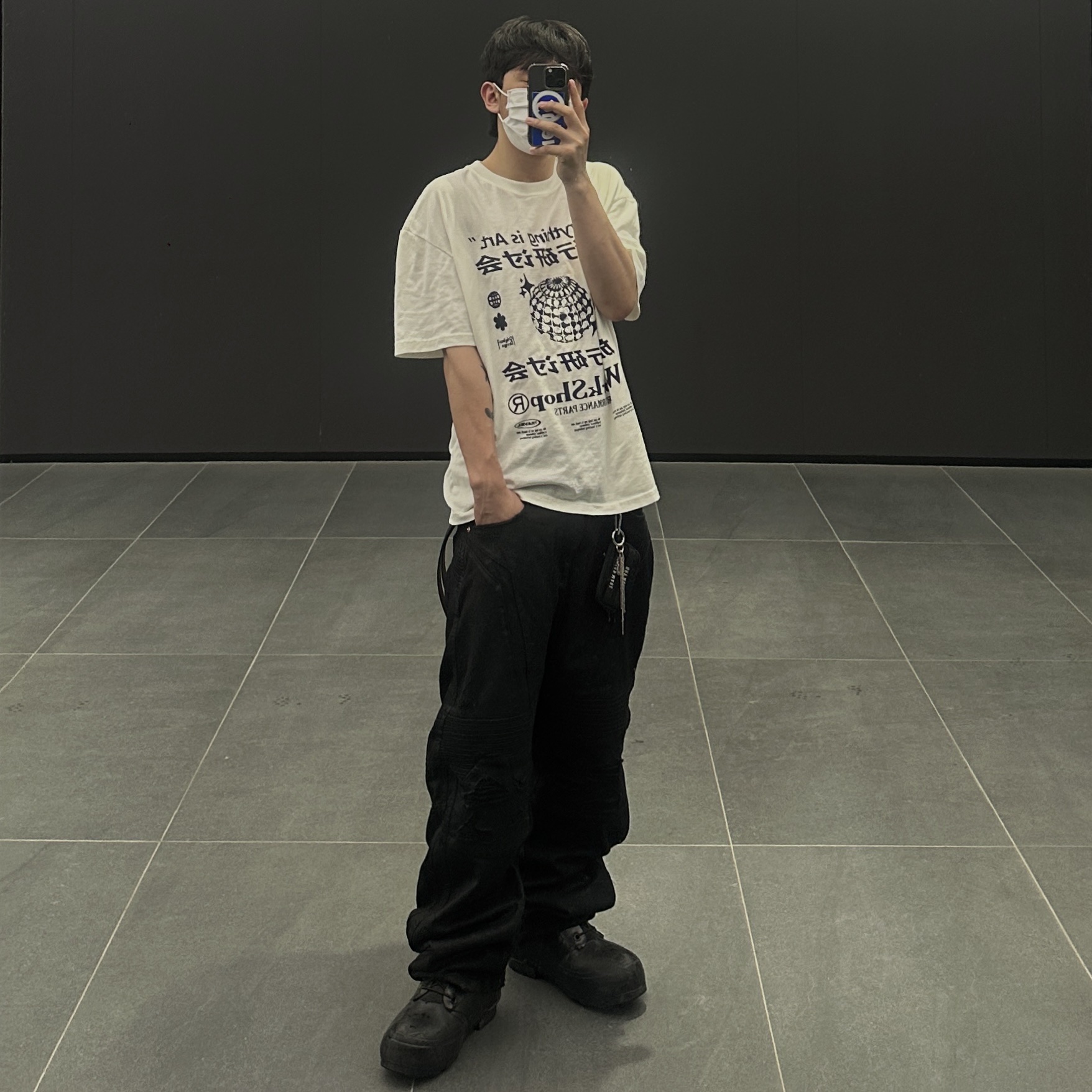 Human Made Military Card Case Black 착용 스타일 - 2