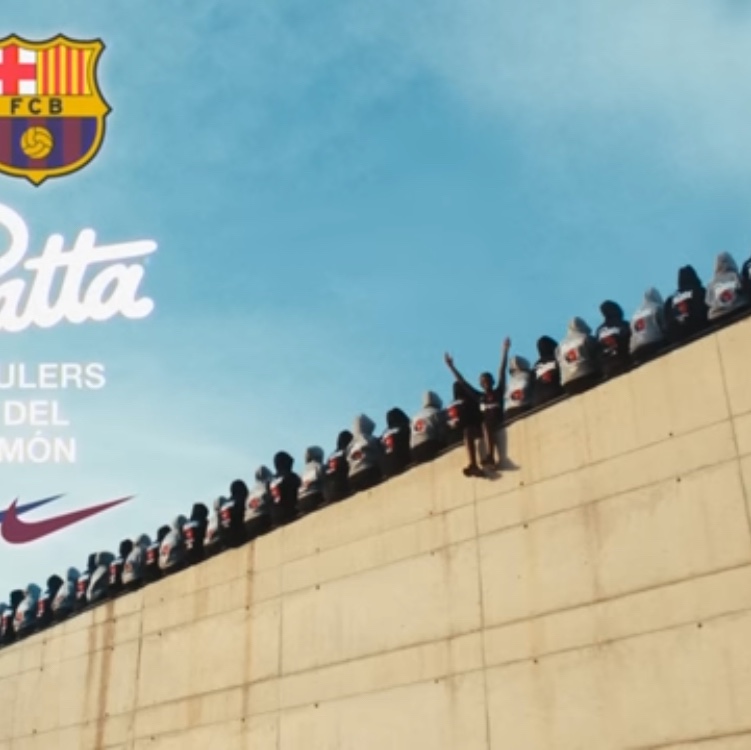 Nike x Patta x FC Barcelona Air Max Plus Culers del Món, Nike x Patta x FC Barcelona Academy Pro Dri-Fit Short Sleeve Soccer Top Culers del Món (FD2372-011) 착용 스타일 - 8