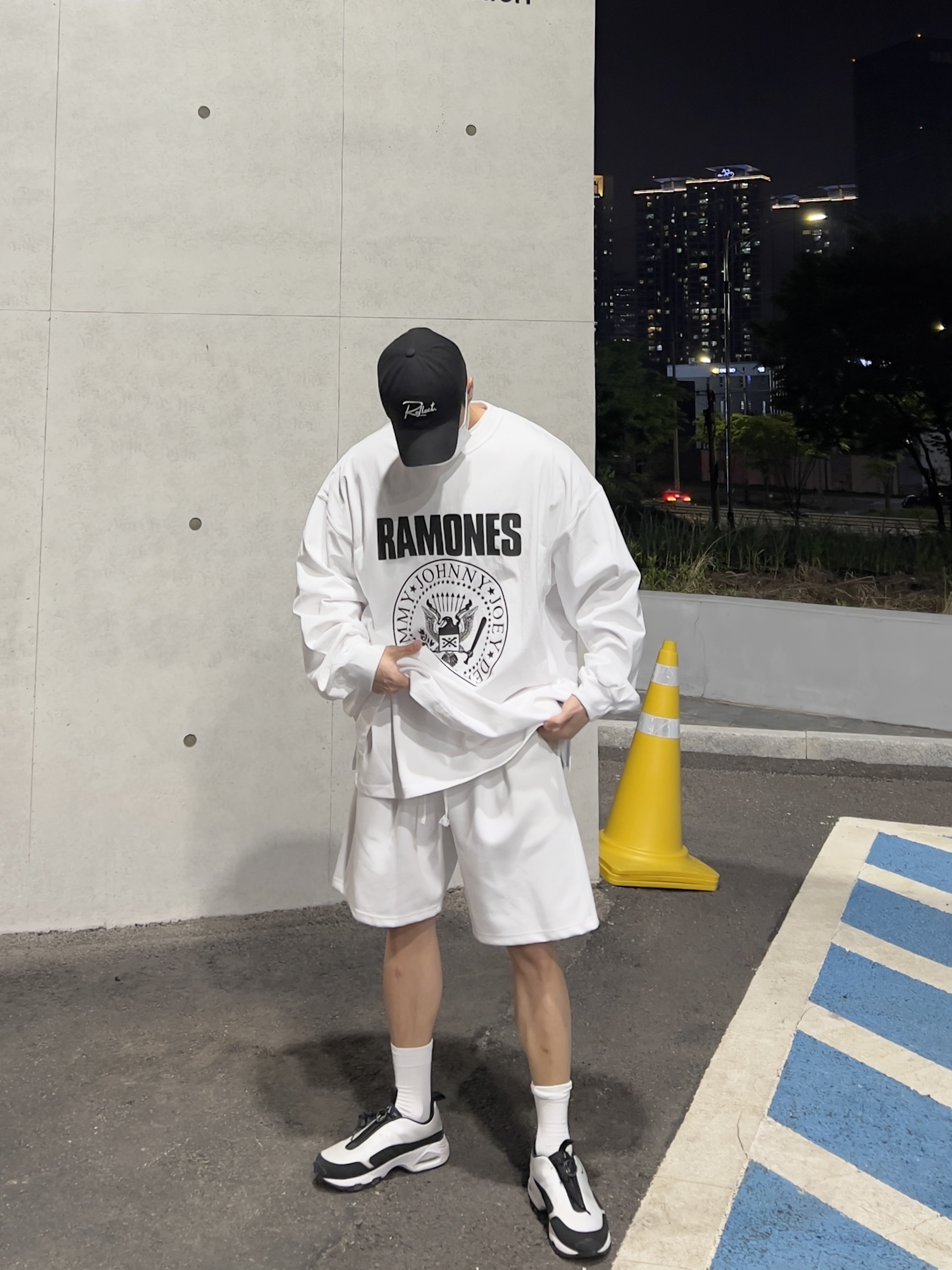 Nike x Comme des Garcons Homme Plus Air Max Sunder SP White Black 착용 스타일 - 1