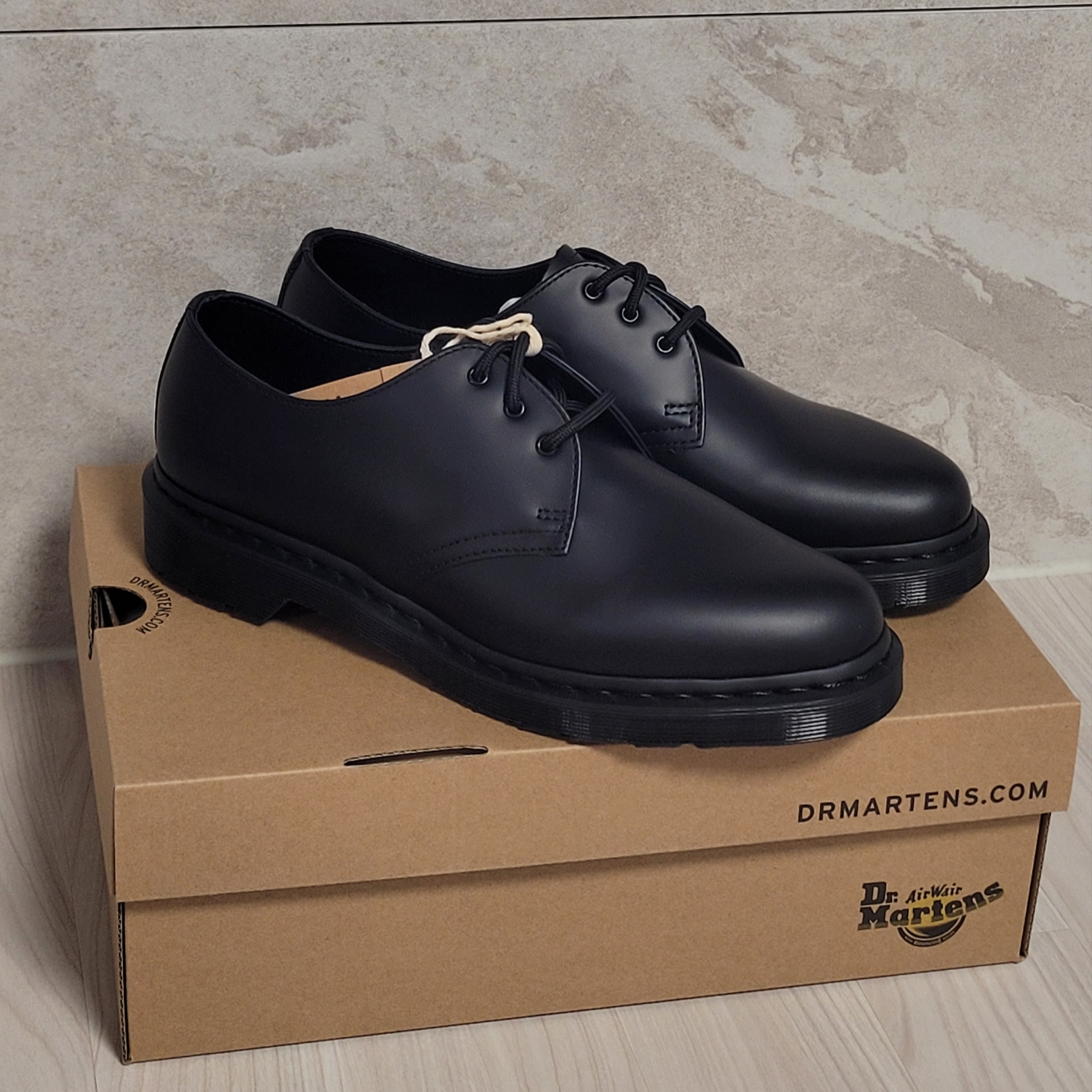 Dr. Martens 1461 Mono Black 착용 스타일