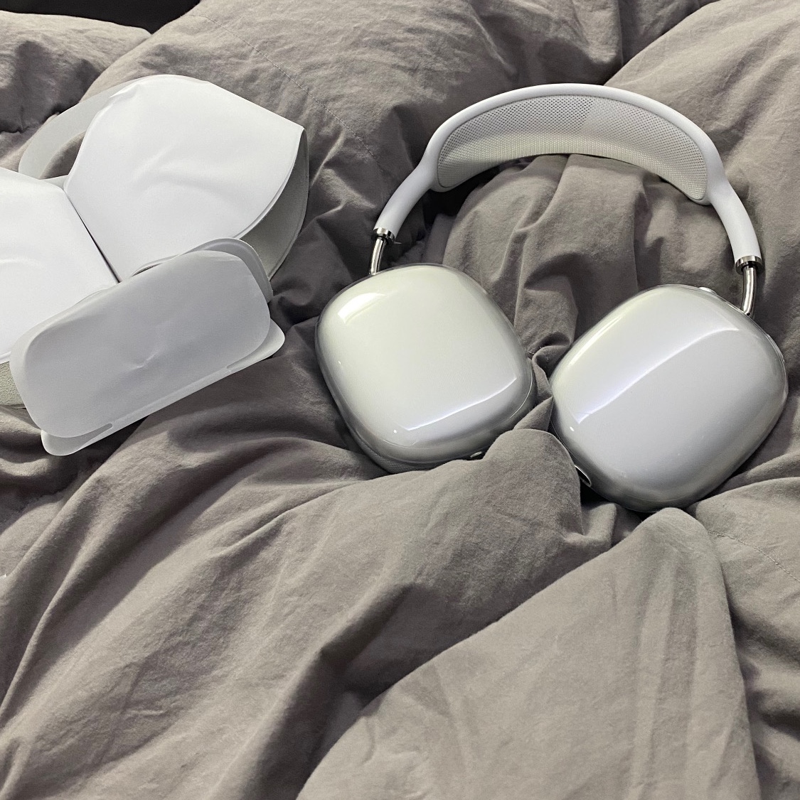 Apple AirPods Max Lightning Silver (Korean Ver.) 착용 스타일