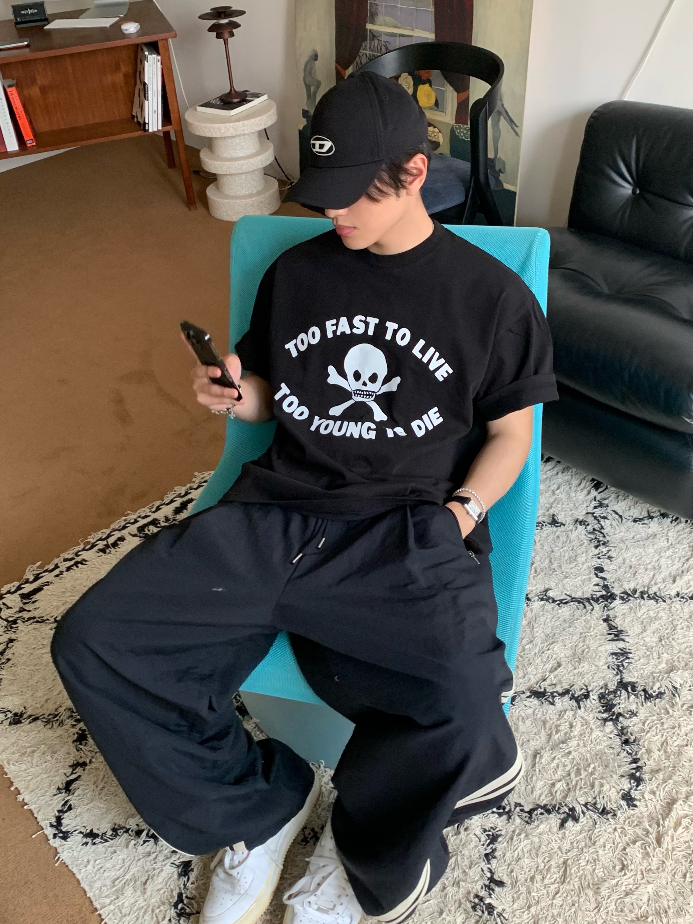 Diesel C-Rune Baseball Cap with D Logo Black, Nike Air Force 1 '07 Low White 착용 스타일 - 5