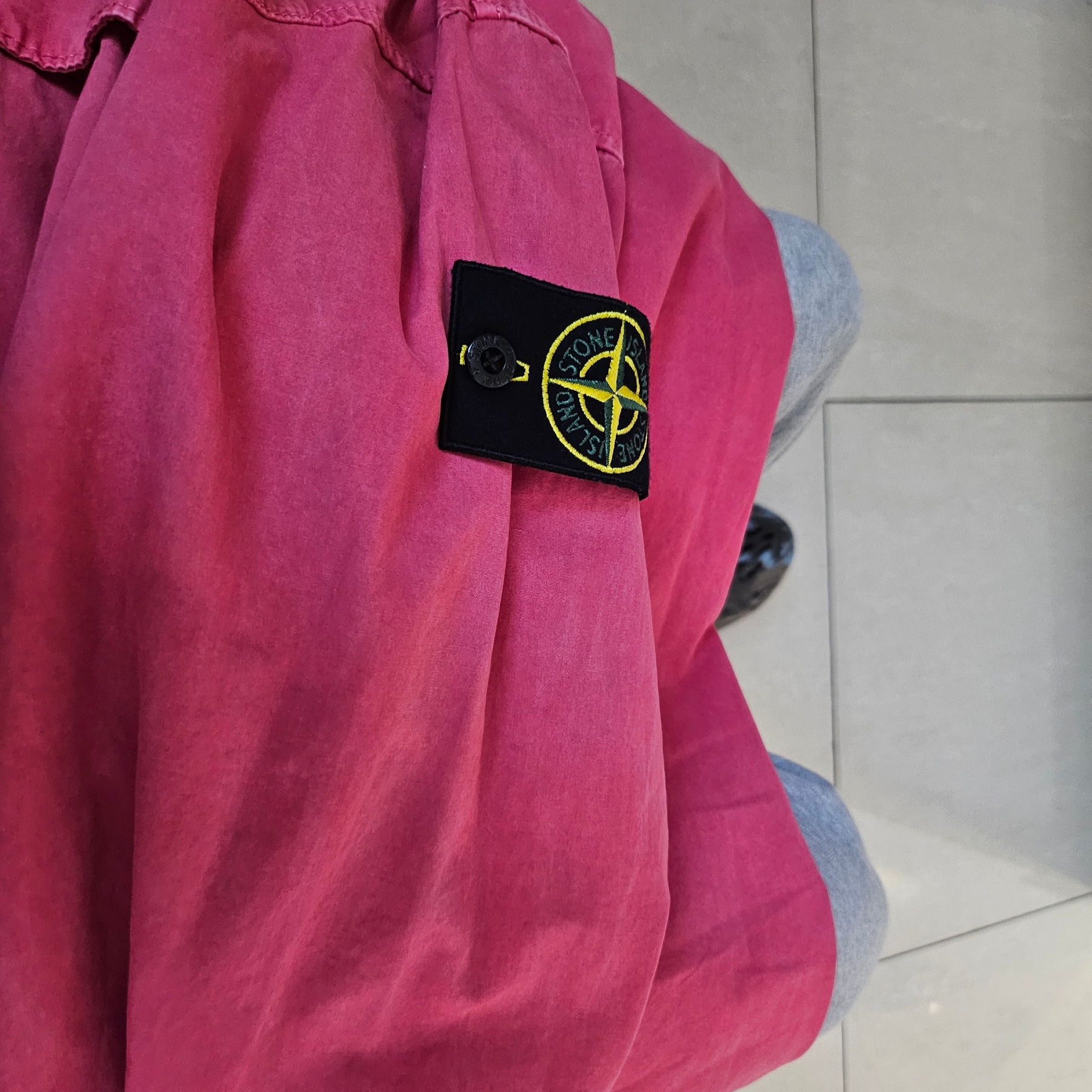 Stone Island 115WN Old Treatment Overshirt Black - 23SS, Adidas Yeezy Foam RNNR MX Cinder 착용 스타일