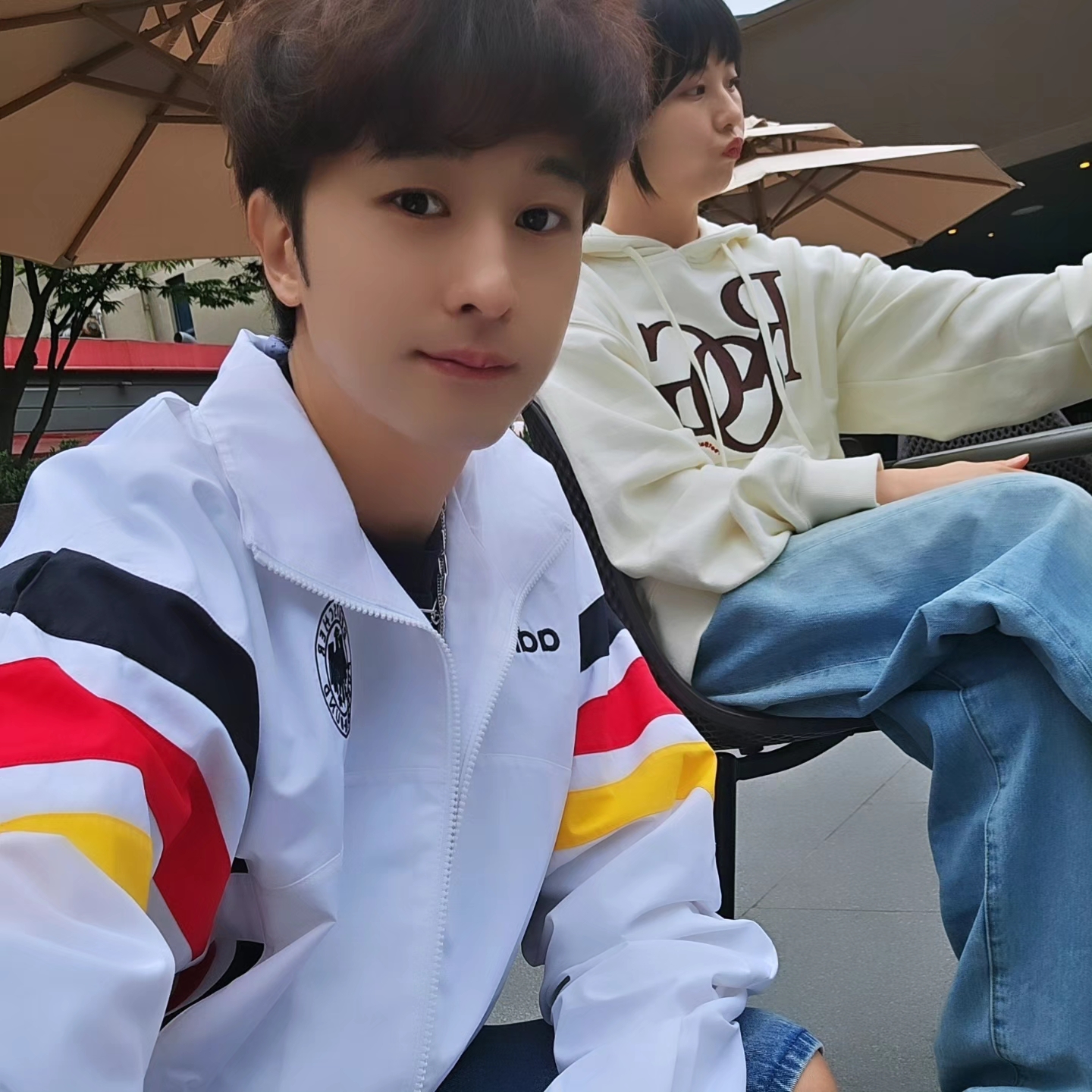 Adidas Germany 1996 Woven Track Jacket White - KR Sizing, Adidas Germany 1996 Woven Track Jacket White - US Sizing 착용 스타일 - 2