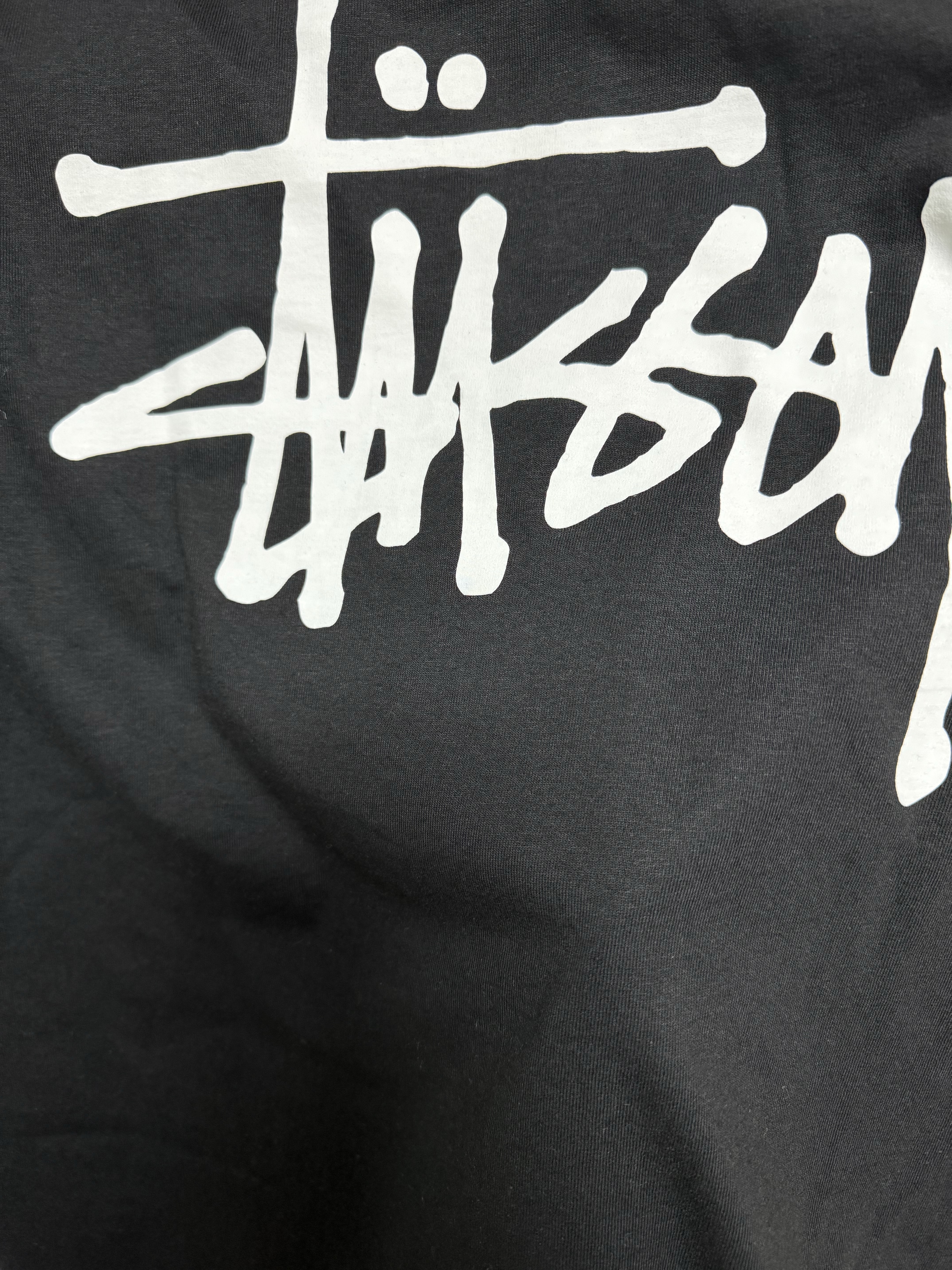 Stussy Basic Stussy T-Shirt Black 2024, 2025 착용 스타일