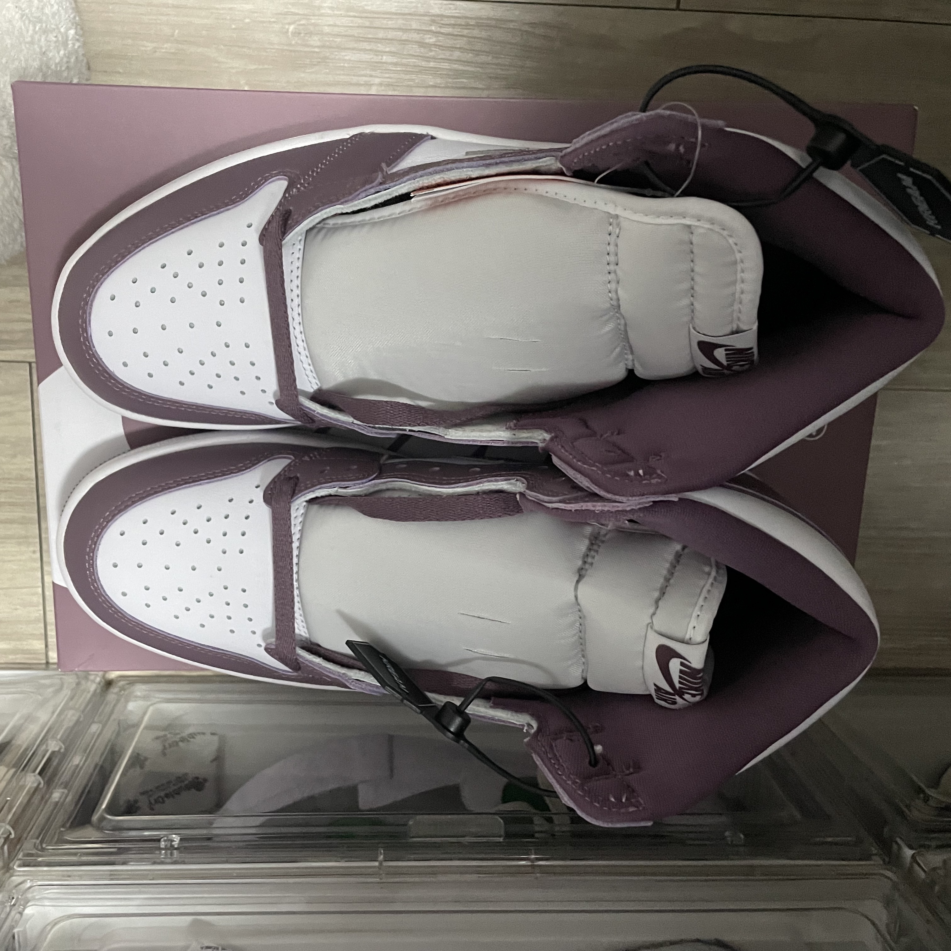 Jordan 1 Retro High OG Mauve 착용 스타일 - 4