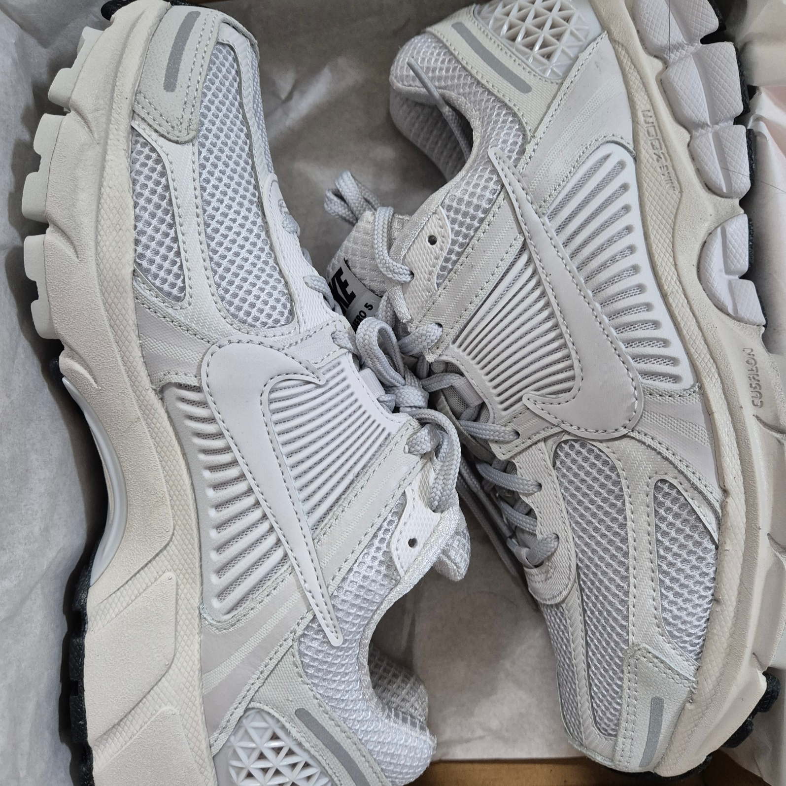Nike Zoom Vomero 5 SP Vast Grey 2023 착용 스타일