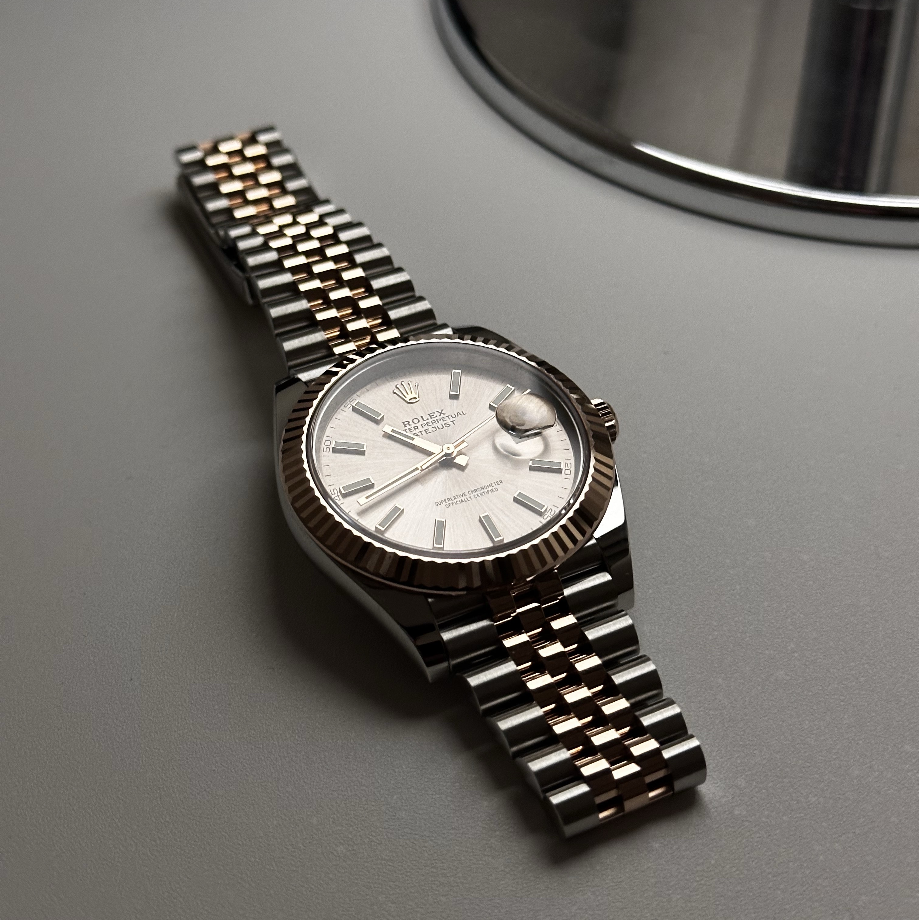 Rolex Datejust 41mm 126331 Sun Dust Jubilee 착용 스타일 - 2