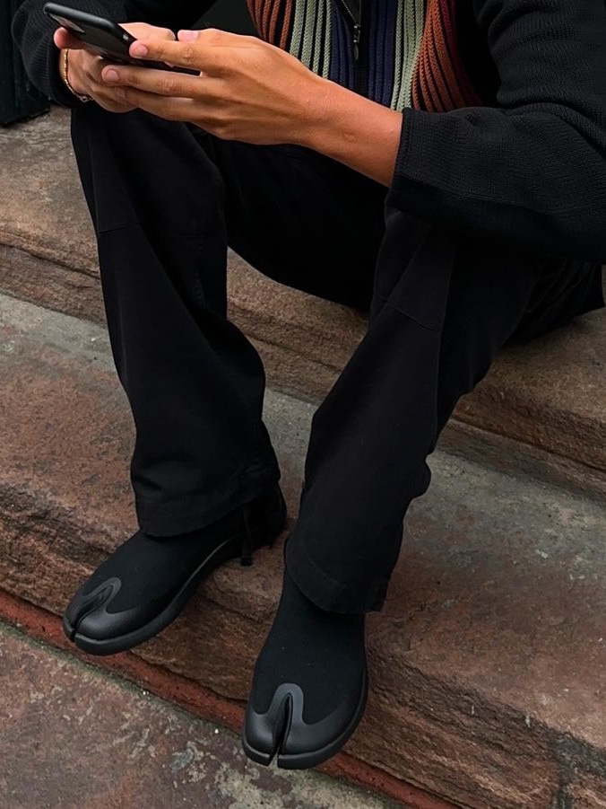Tabi Shoe Black 착용 스타일