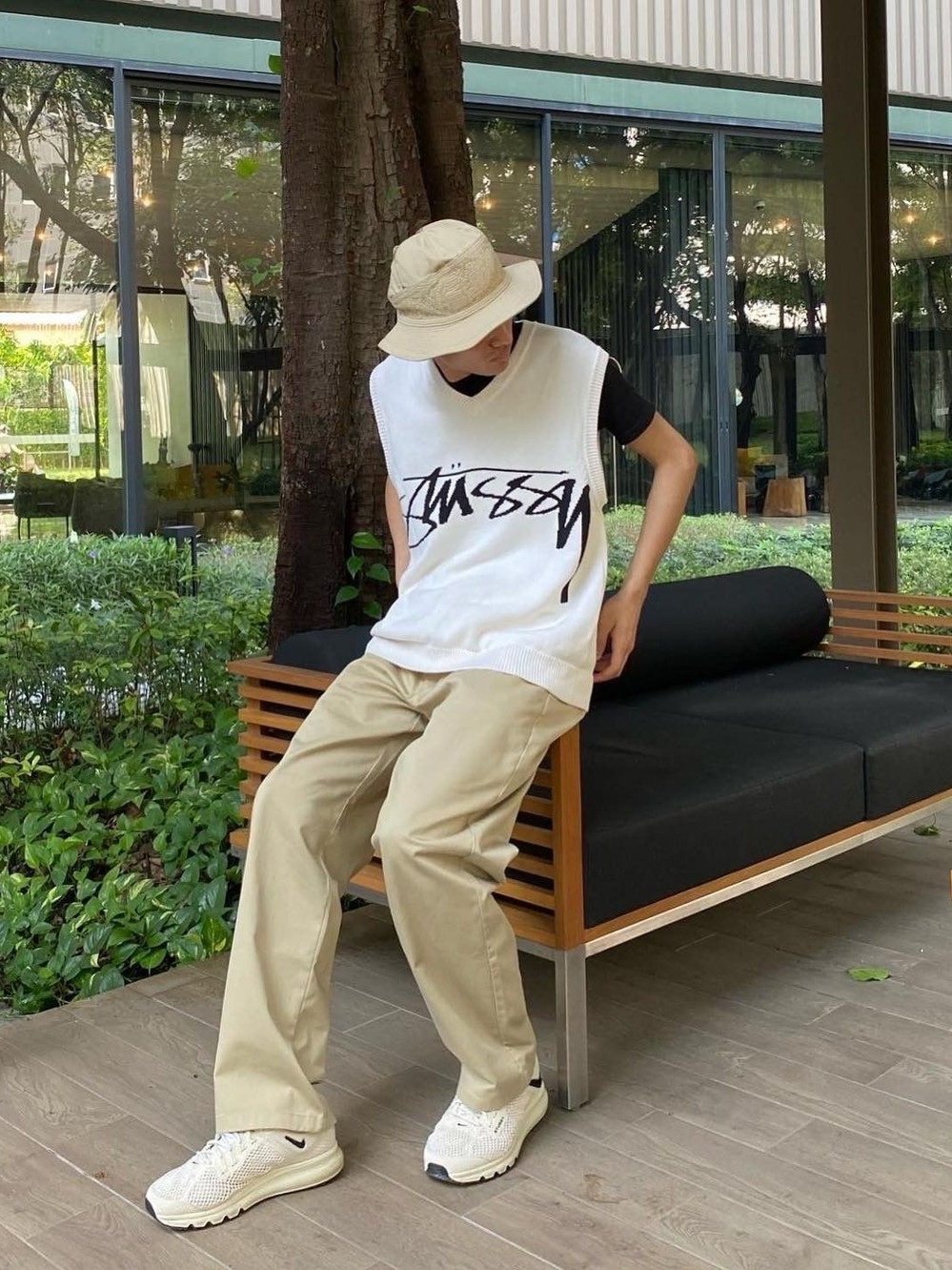 Stussy Sweater Vest Natural, Stussy Sweater Vest Blue 착용 스타일 - 3