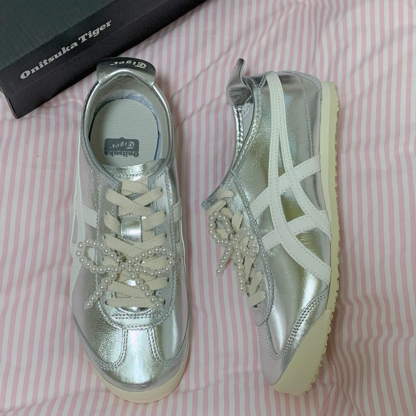 Onitsuka Tiger Mexico 66 Silver Off White 착용 스타일