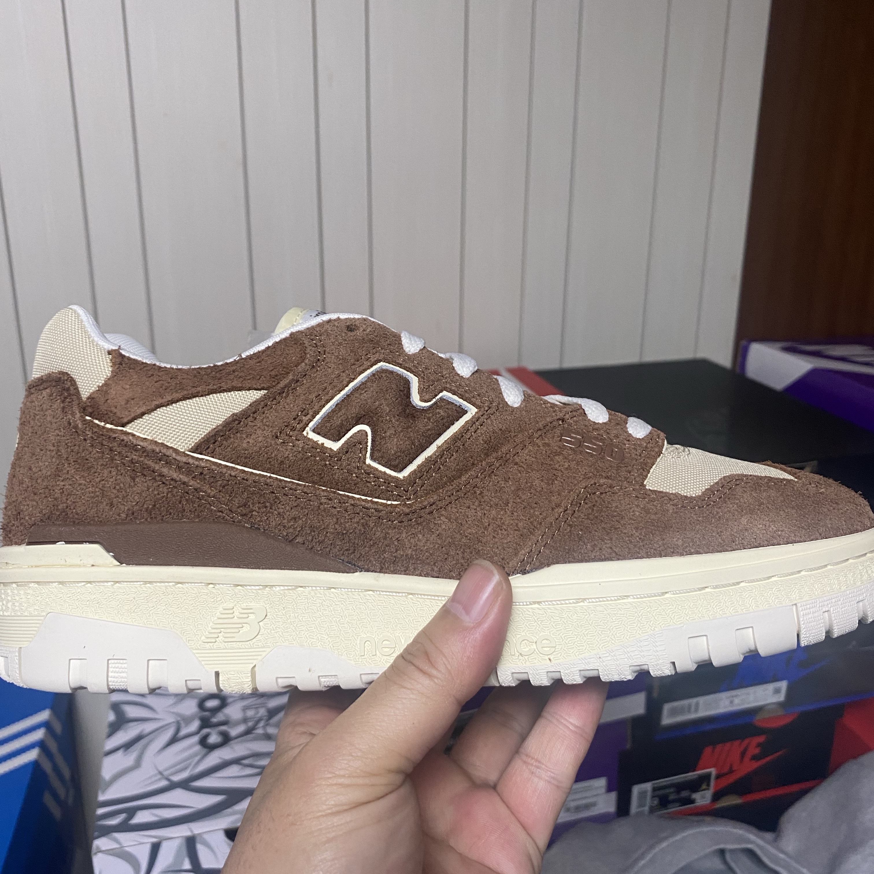 New Balance x Aime Leon Dore 550 True Brown 착용 스타일 - 1