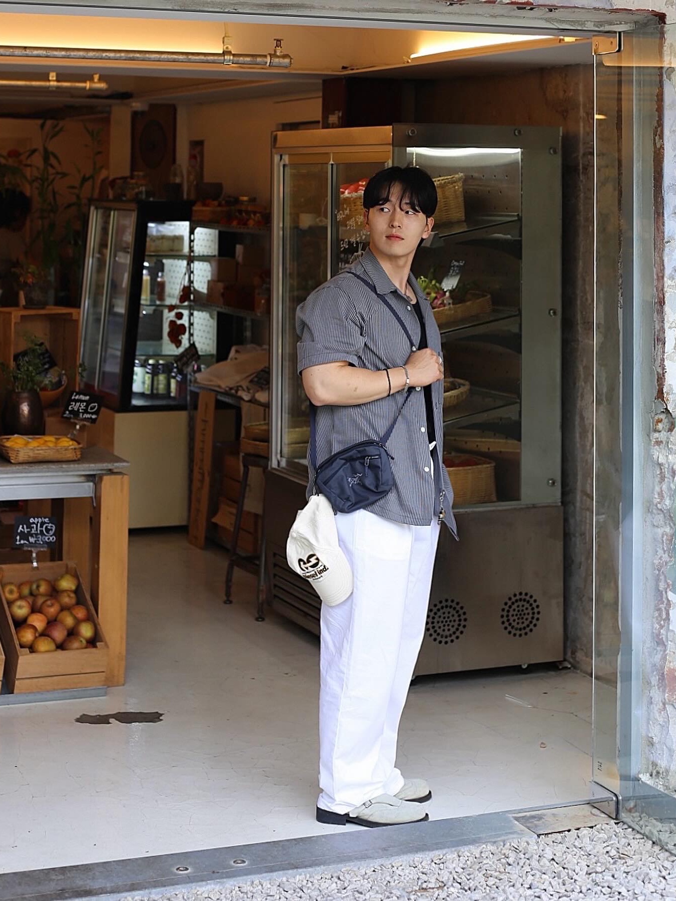Arc'teryx Mantis 1 Waistpack Black II 착용 스타일 - 3