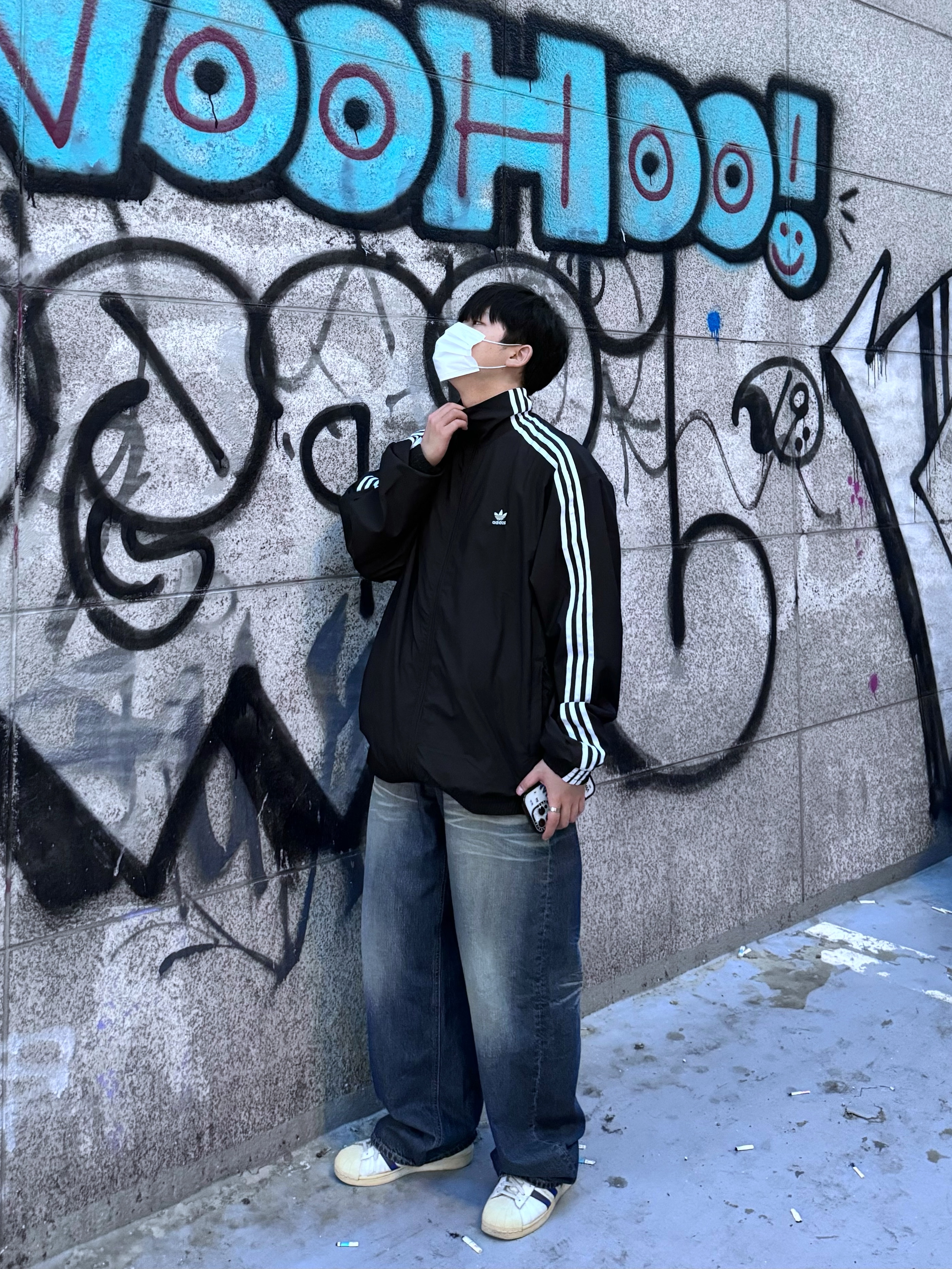 (W) Adidas Adilenium Oversized Track Top Black - US Sizing 착용 스타일 - 2