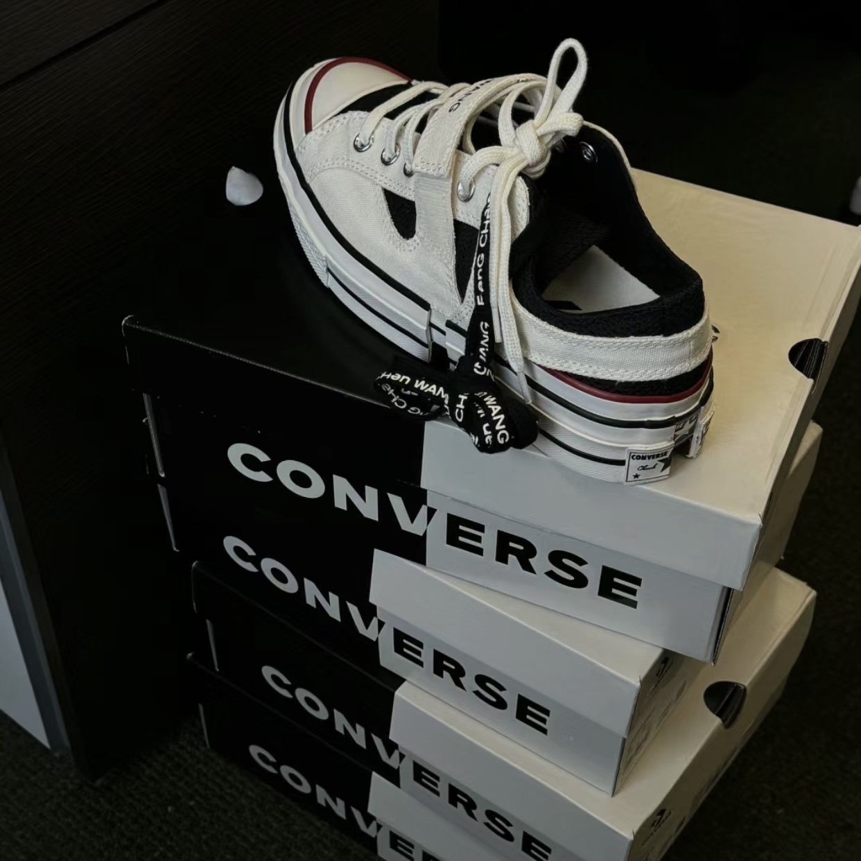 Converse x Feng Chen Wang Chuck 70 Ox 2-in-1 Egret 착용 스타일 - 2