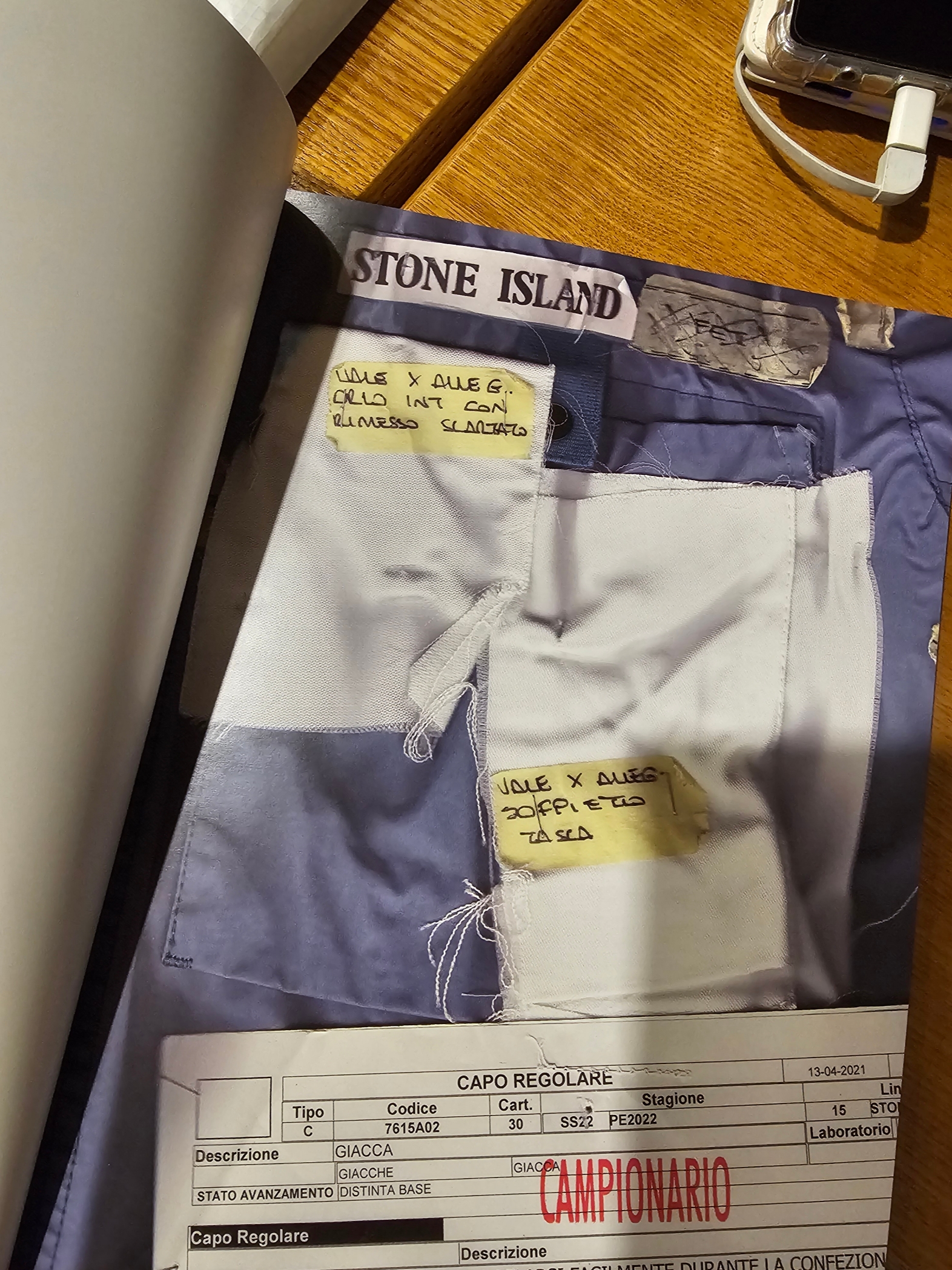 Stone Island 2SC18 Stretch Cotton Pique Short Sleeve Polo Shirt White - 24SS, Stone Island 31303 Stretch Cotton Tela Paracadute Cargo Pants Black - 24SS 착용 스타일 - 3