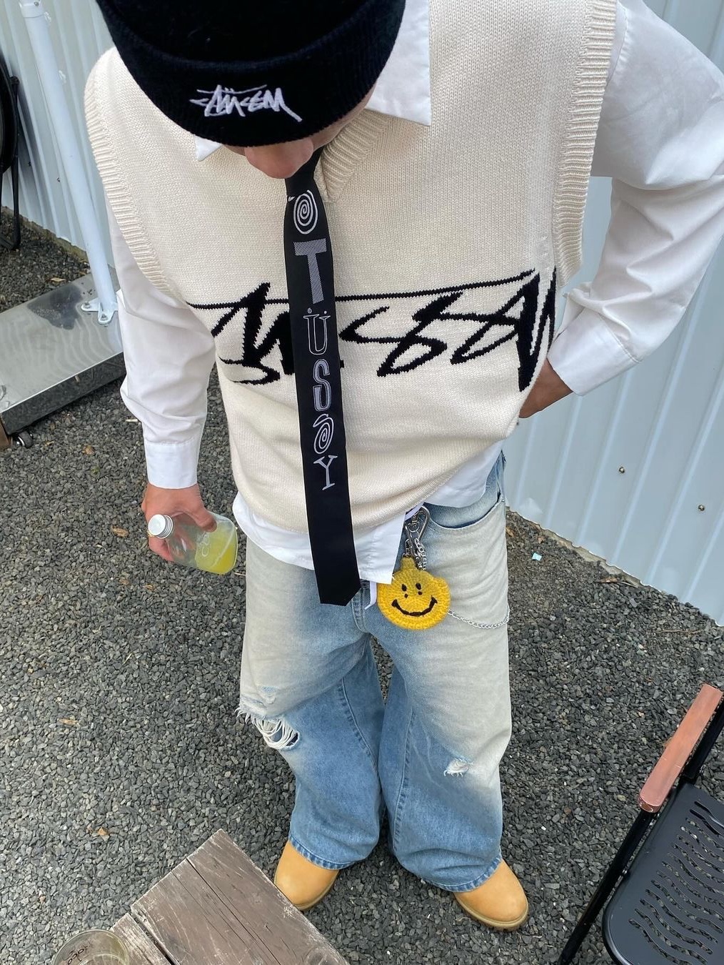 Stussy Sweater Vest Natural, Stussy Sweater Vest Blue 착용 스타일 - 2