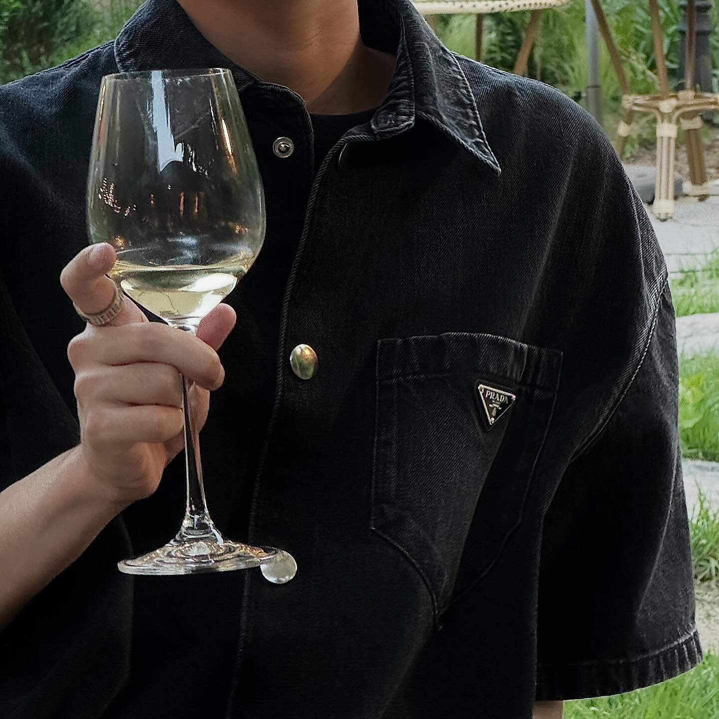 Prada Denim Shirt Black 착용 스타일