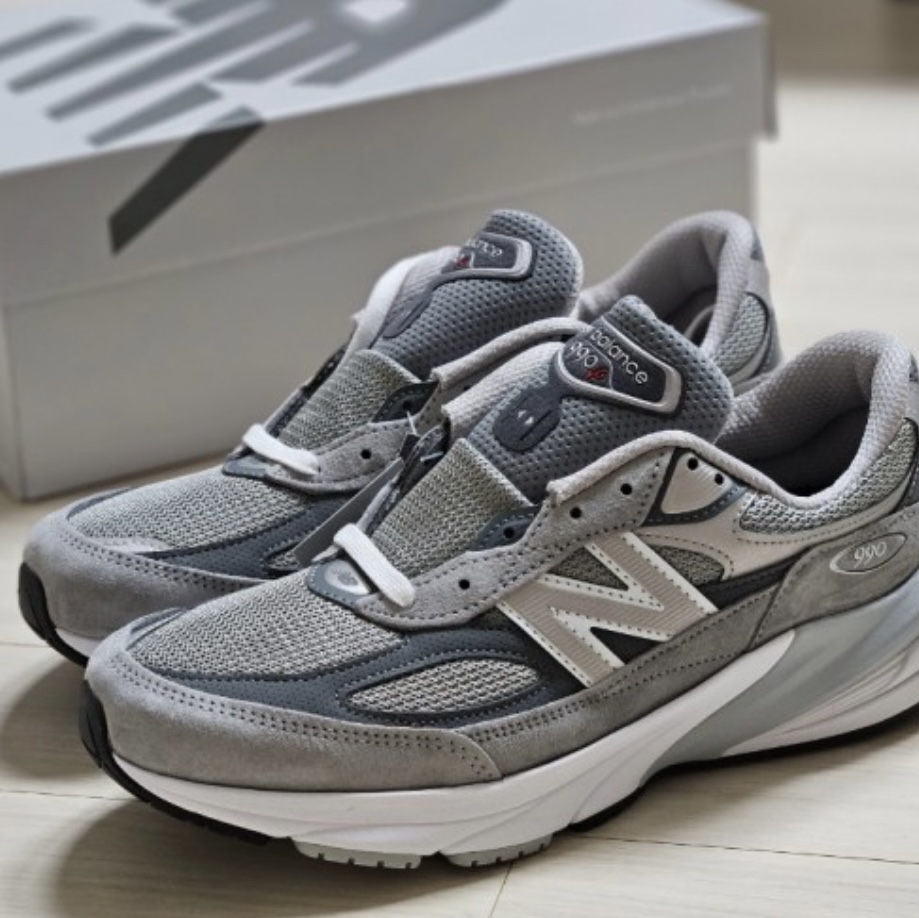 (W) New Balance 990v6 Made in USA Grey - B Standard 착용 스타일