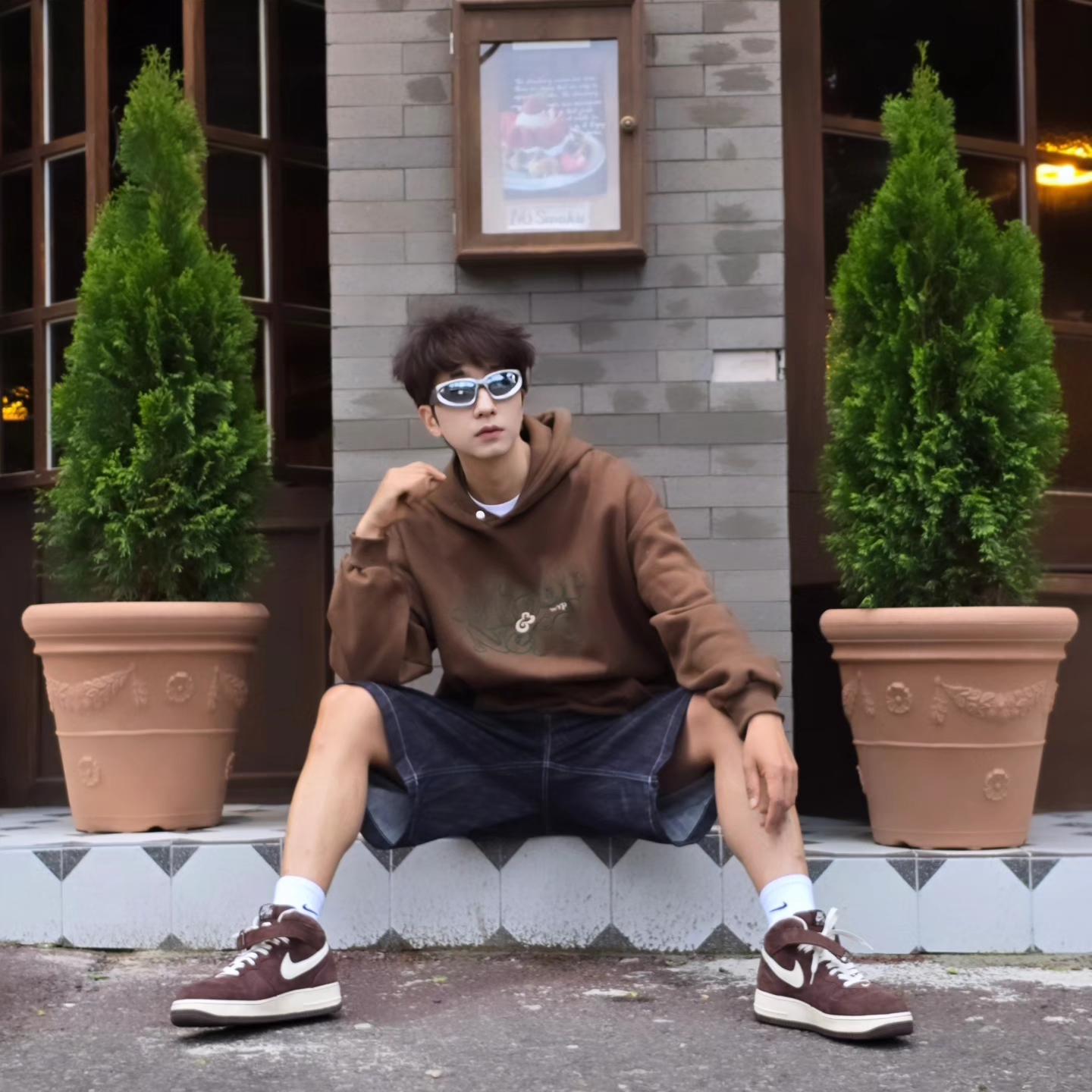 Nike Air Force 1 Mid '07 QS Chocolate 착용 스타일 - 7
