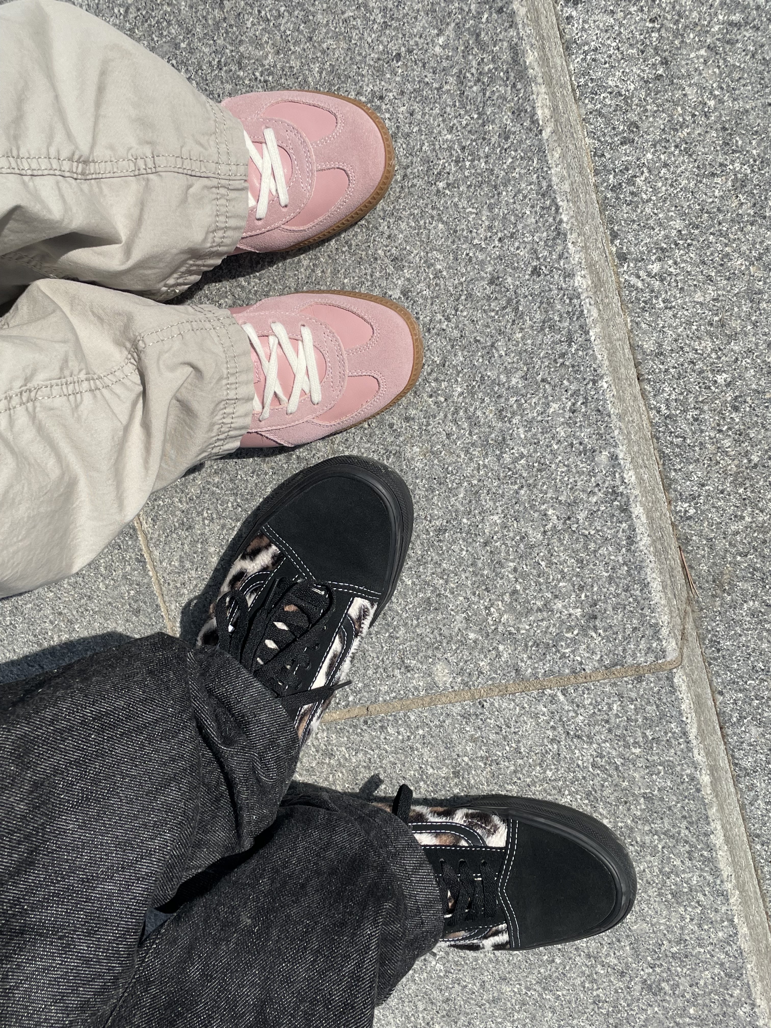 Vans x Supreme Leopard Old Skool Black 착용 스타일
