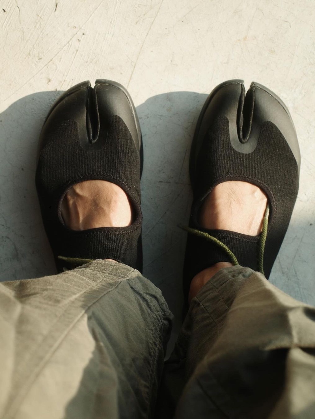 Tabi Sandal Black 착용 스타일