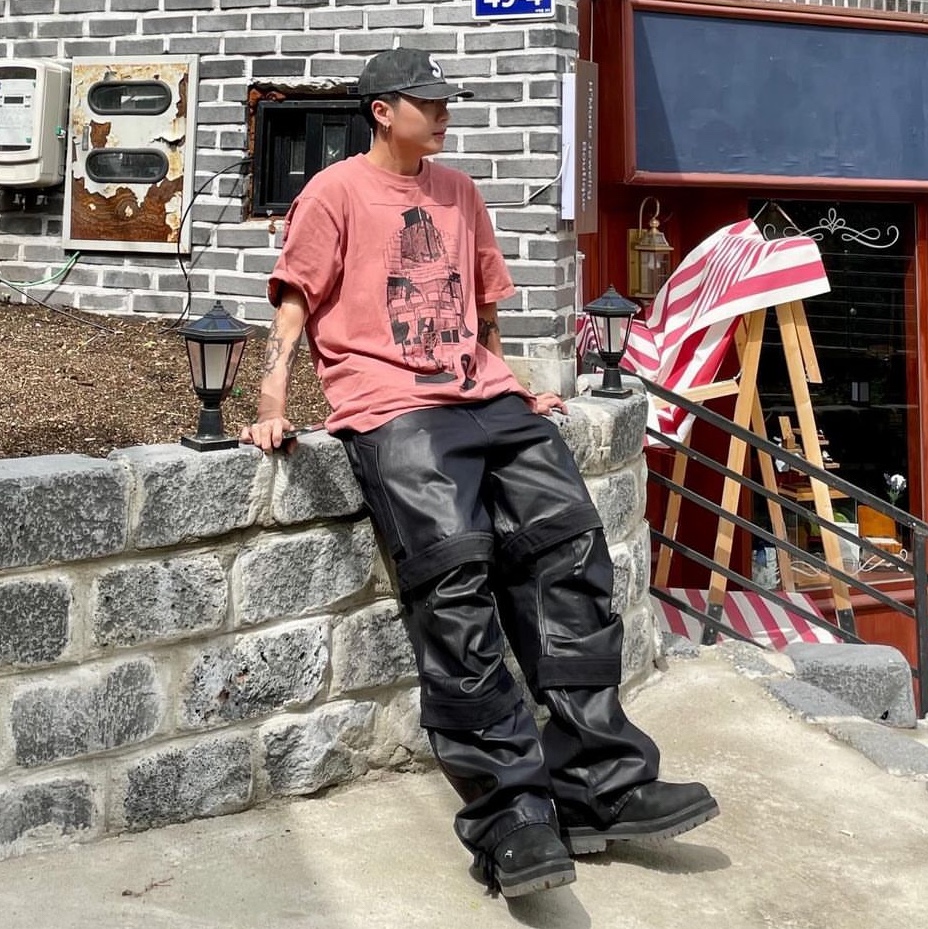 Cav Empt Overdye MD Products T-Shirt Burgundy - 23FW 착용 스타일
