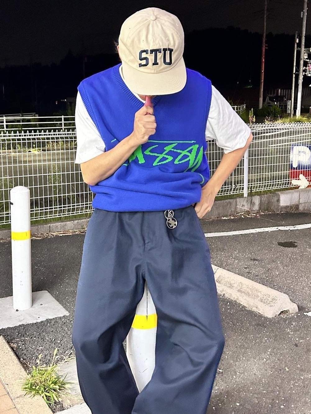 Stussy Sweater Vest Natural, Stussy Sweater Vest Blue 착용 스타일 - 6