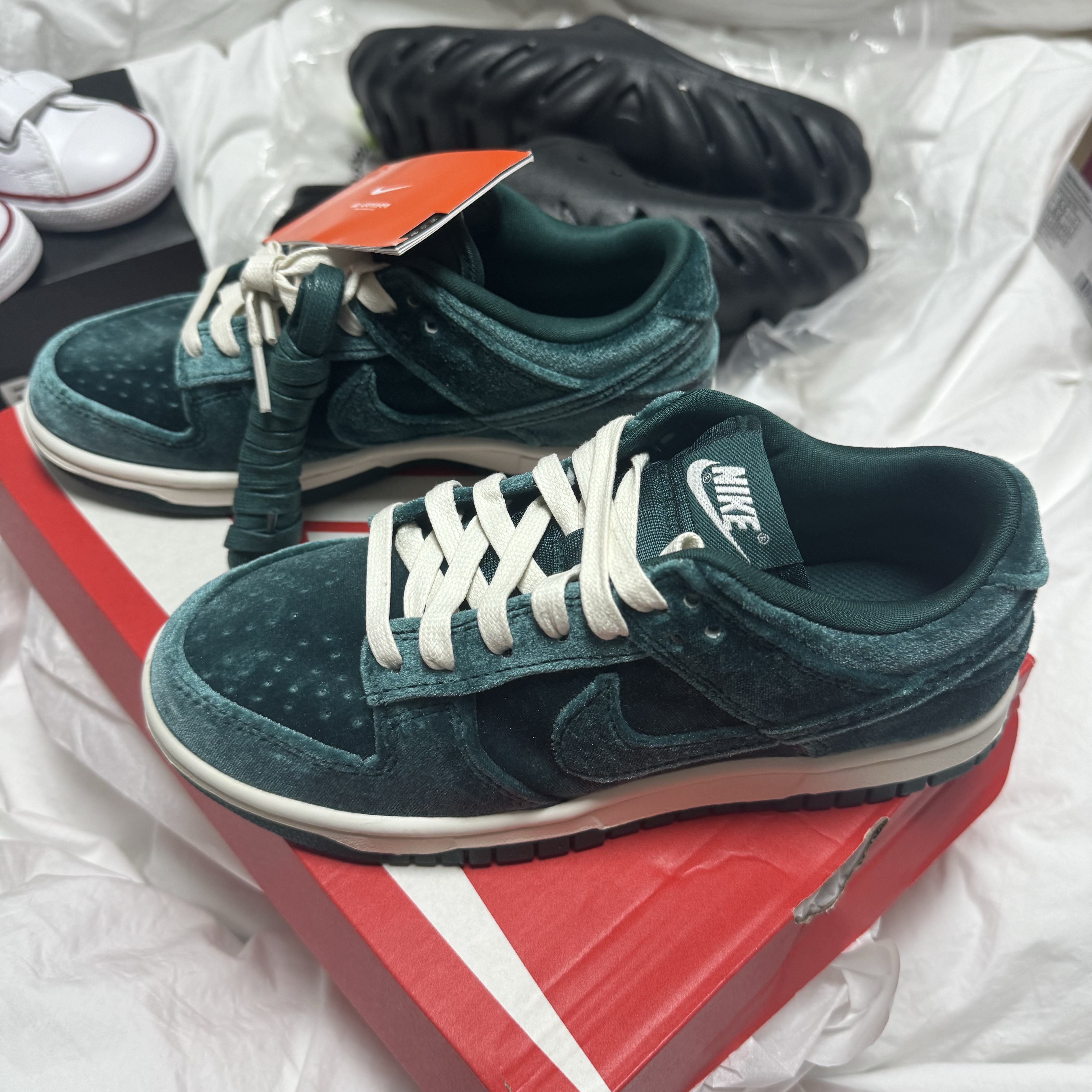 (W) Nike Dunk Low Atomic Teal 착용 스타일