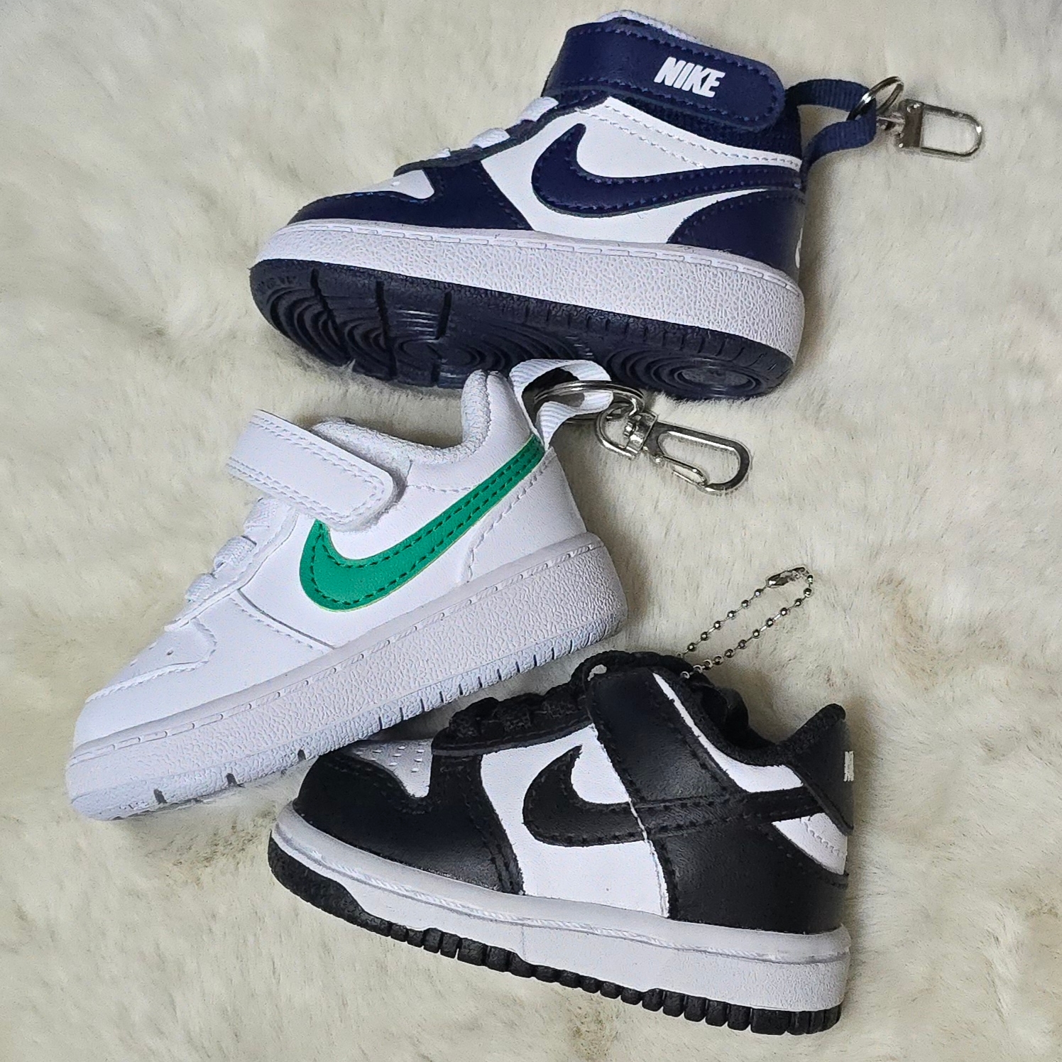 (TD) Nike Dunk Low Black, (TD) Nike Court Borough Low Recraft White Stadium Green 착용 스타일