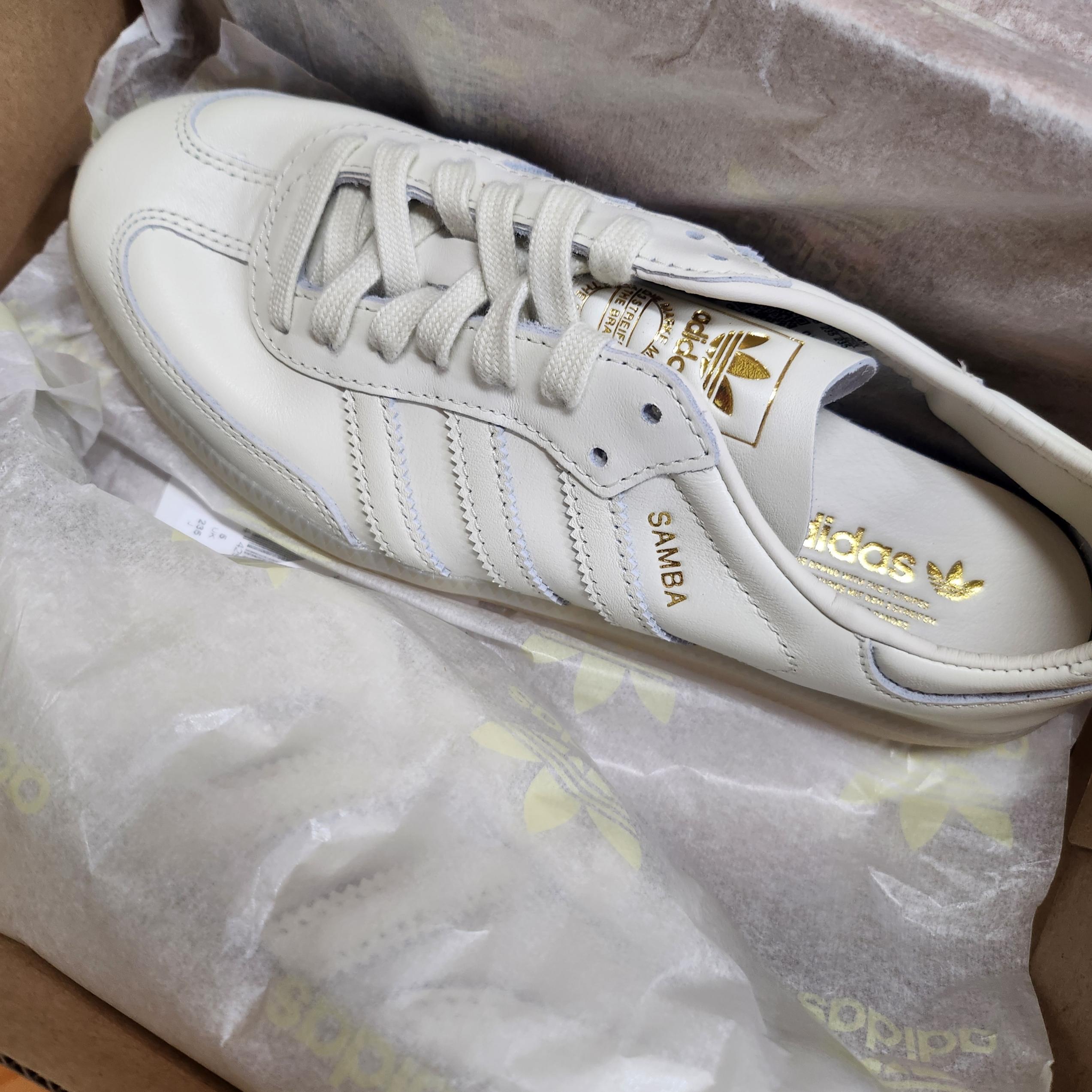 Adidas Samba Decon Ivory Gold Metallic, Adidas Samba Decon Core Black 착용 스타일
