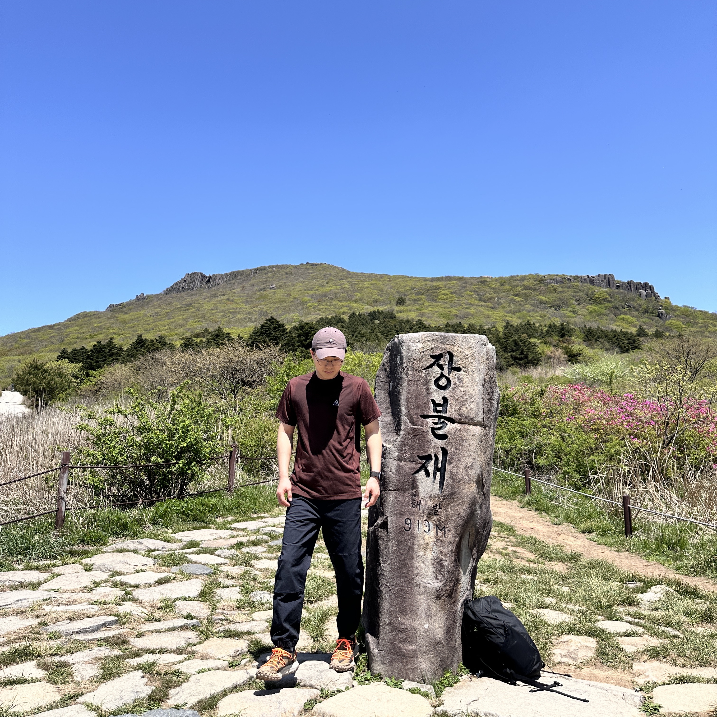 Nike ACG Trail Pants Black Anthracite - Asia, Nike ACG Heritage 86 Cap Ironstone 착용 스타일 - 1