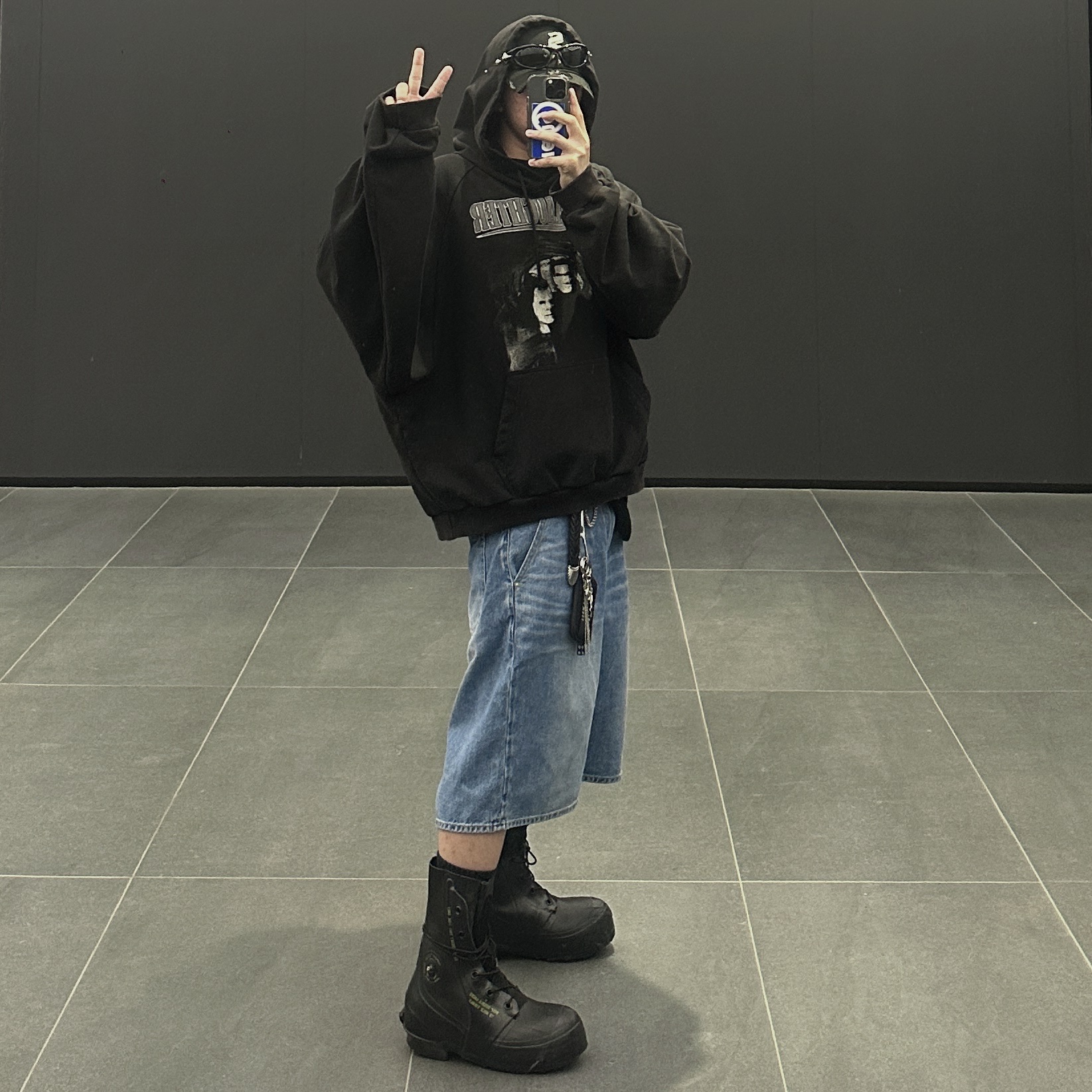 Project G/R Mind Slaughter Vintage Washeed Hoodie Black, Gentle Monster Yyy 01 Black 착용 스타일