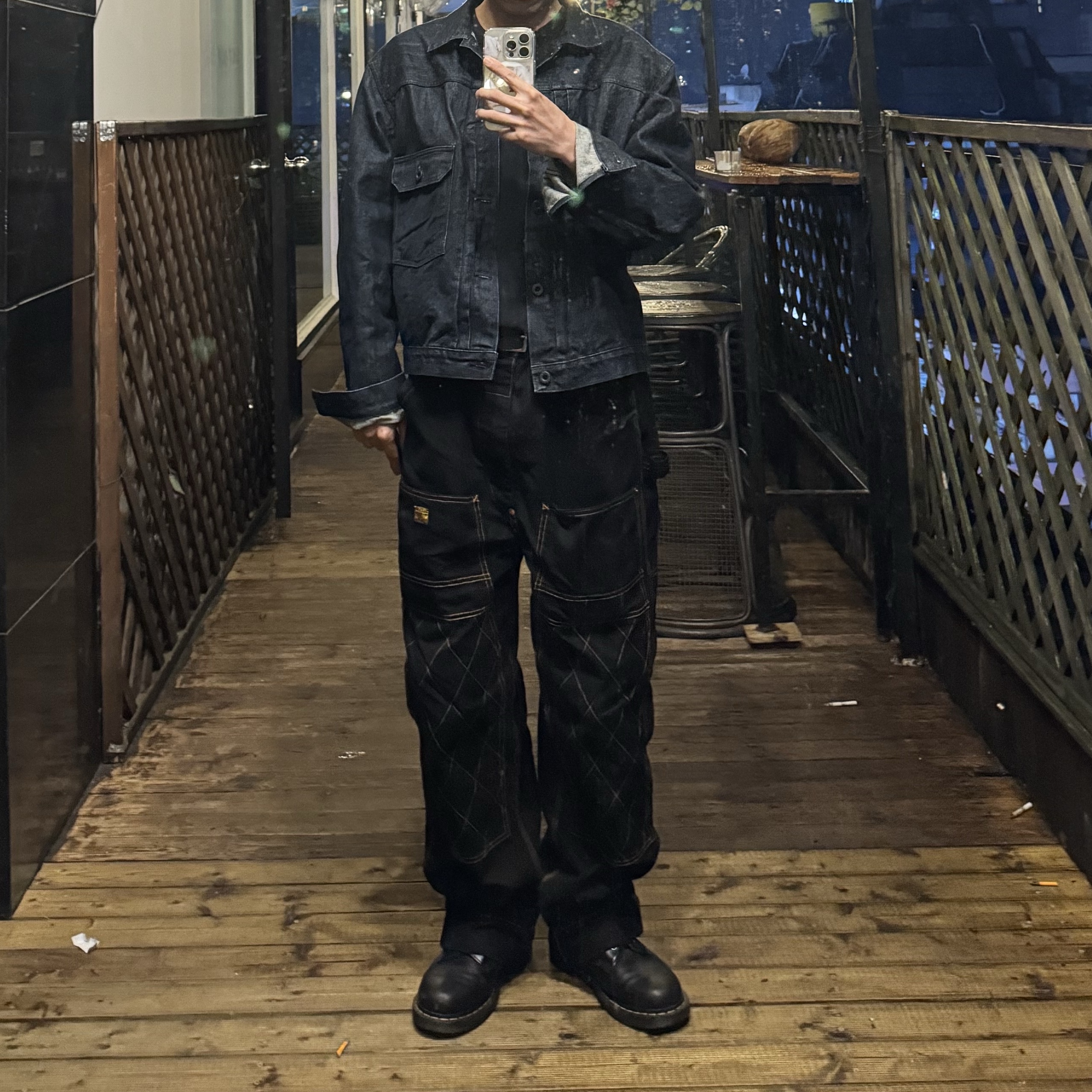 Kapital Thin Canvas Lumber Pants Black, Dr. Martens 1460 Smooth Boots Black 착용 스타일