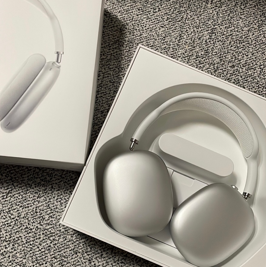Apple AirPods Max Lightning Silver (Korean Ver.) 착용 스타일