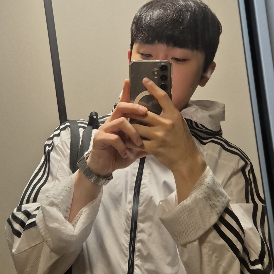 Adidas Essential 3S Woven Windbreaker Jacket White - KR Sizing 착용 스타일
