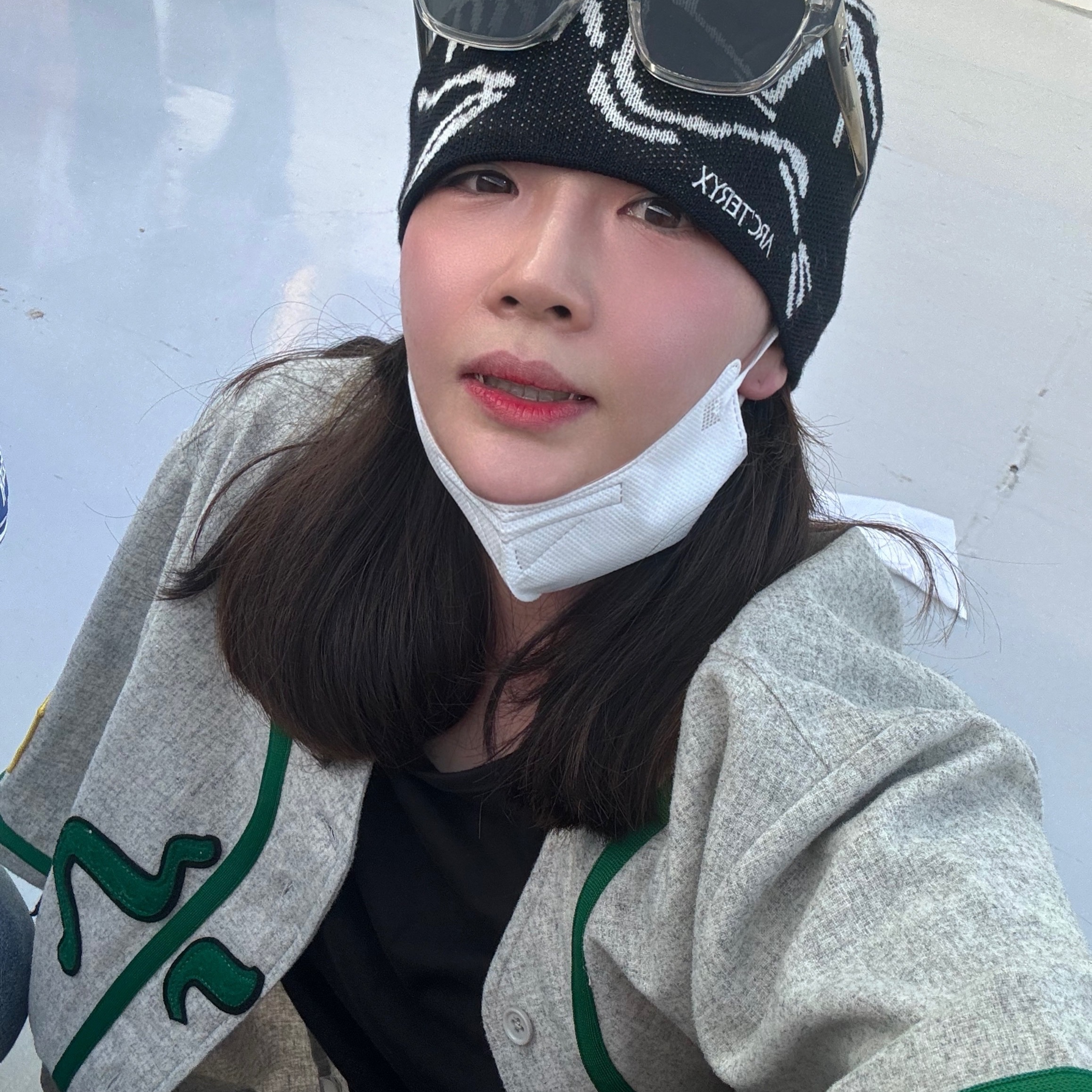 Arc'teryx Bird Head Toque Orca 착용 스타일