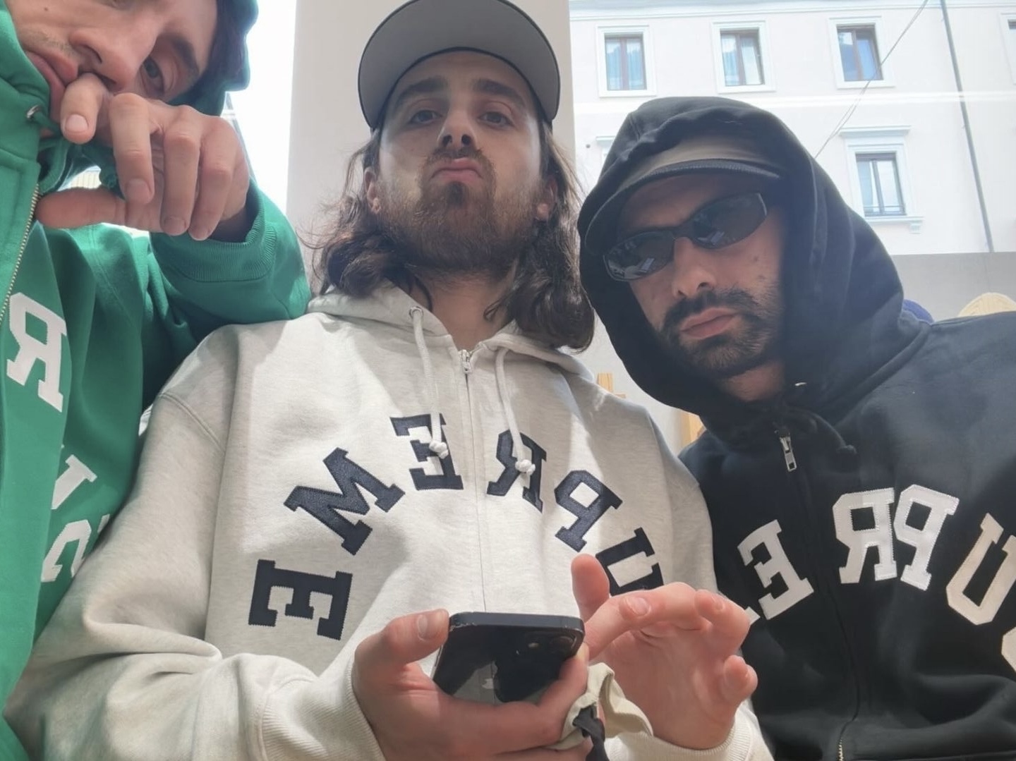 Supreme x Champion Zip Up Hooded Sweatshirt Navy - 24SS, Supreme x Champion Zip Up Hooded Sweatshirt Ash Grey - 24SS 착용 스타일