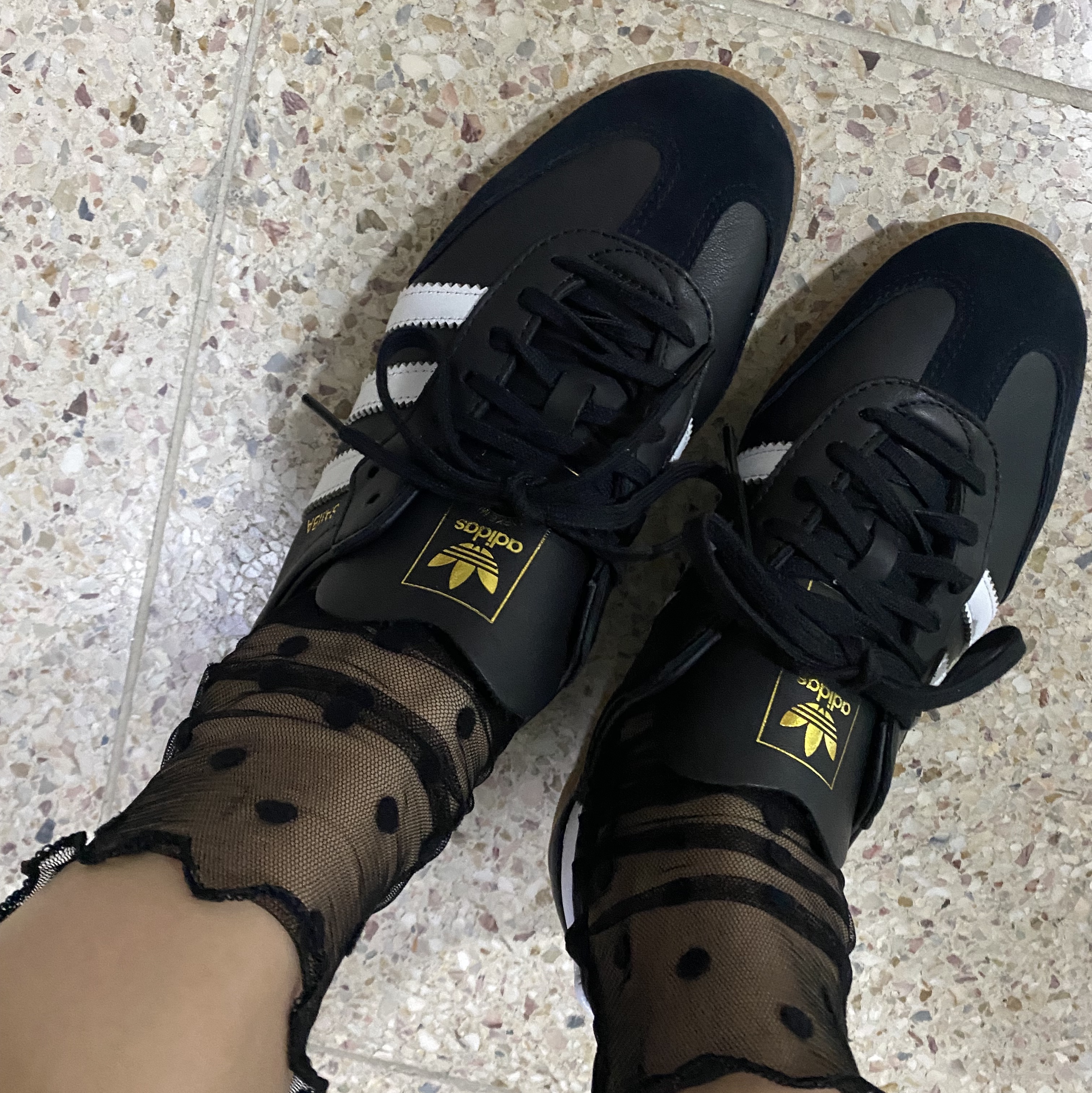 Adidas Samba Decon Core Black 착용 스타일 - 1