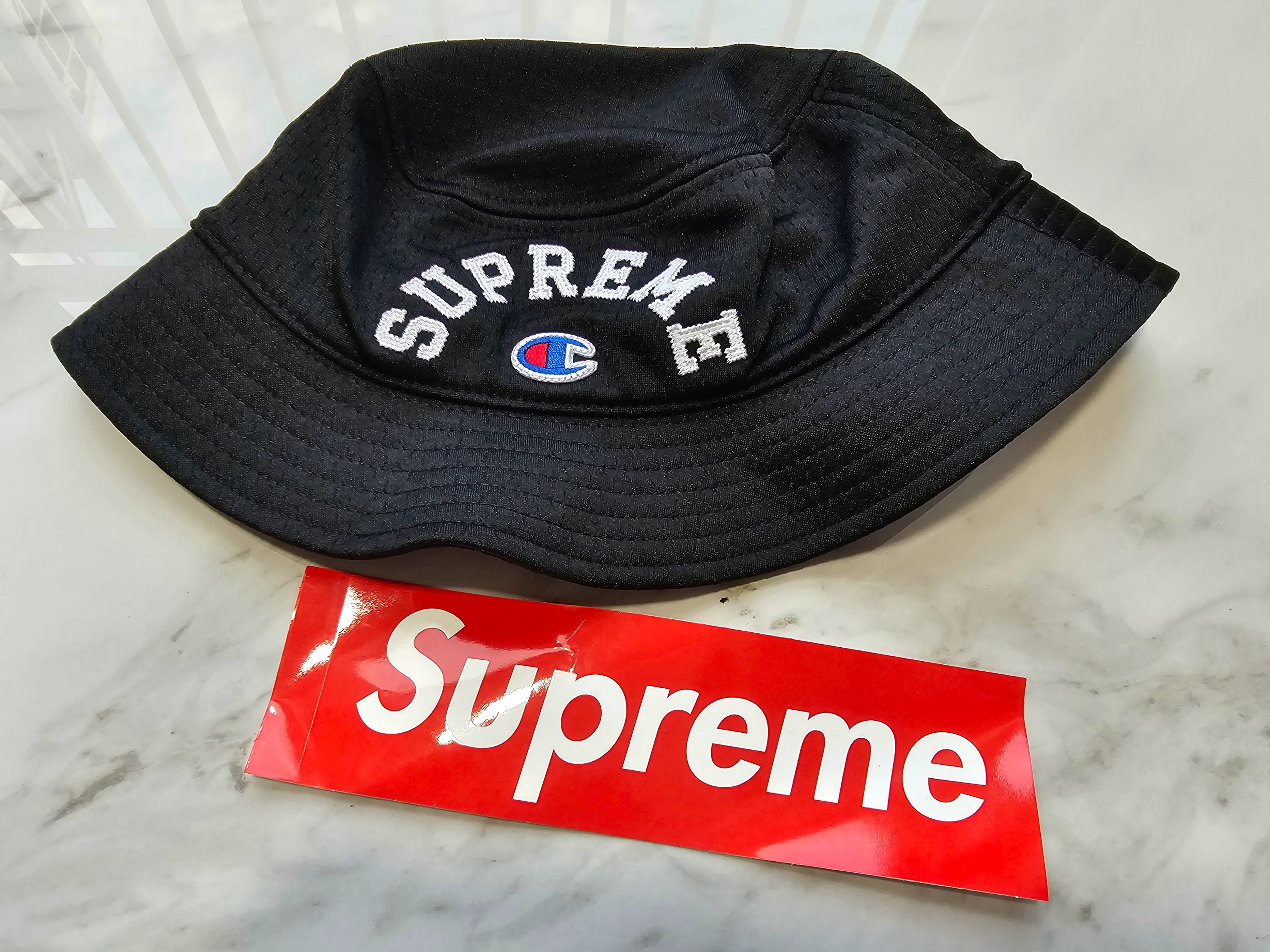 Supreme x Champion Mesh Crusher Black - 24SS 착용 스타일