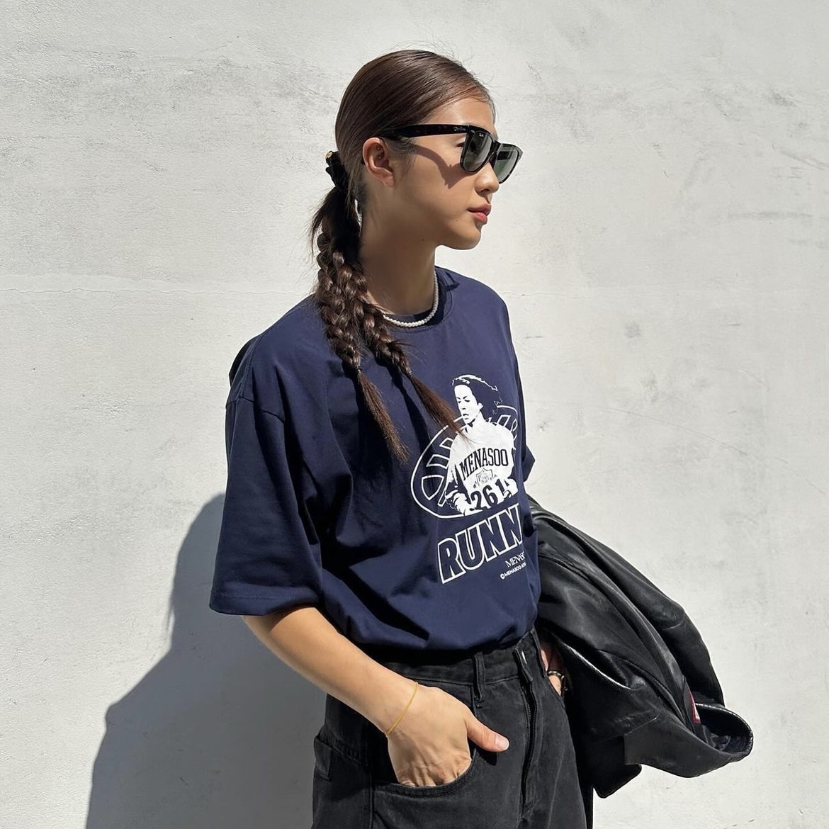 Menasoo Dry Air Run People Overfit Tee Navy 착용 스타일