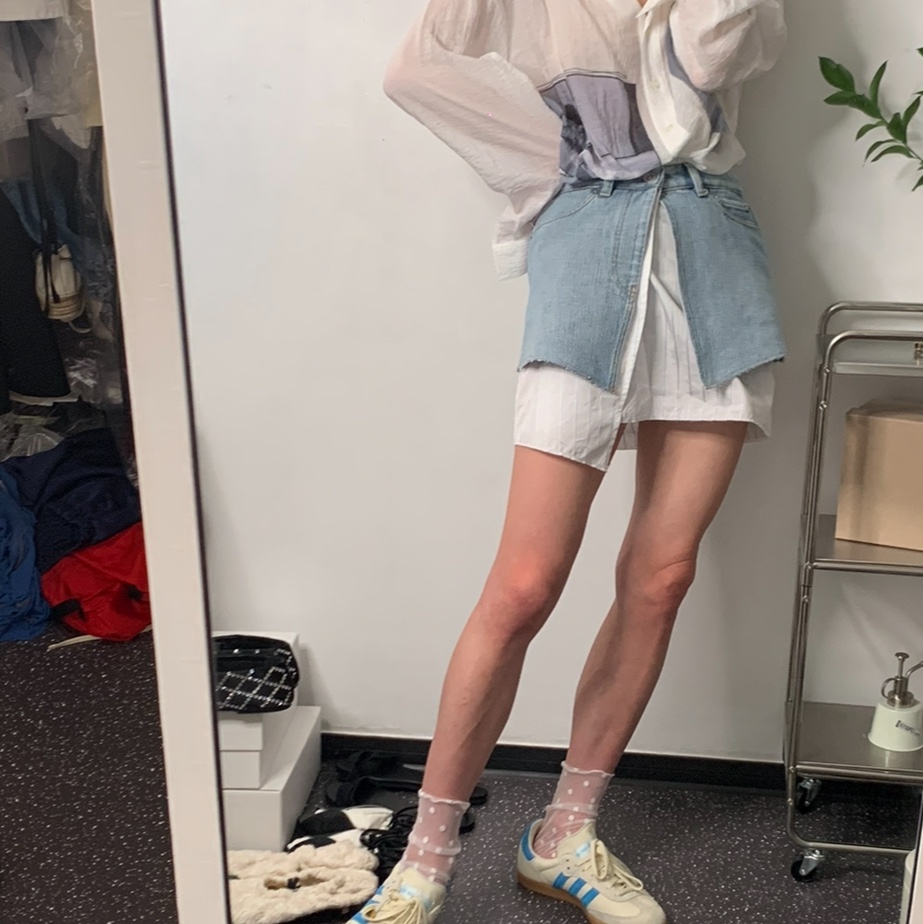 Adidas x Sporty & Rich Samba Cream Blue 착용 스타일
