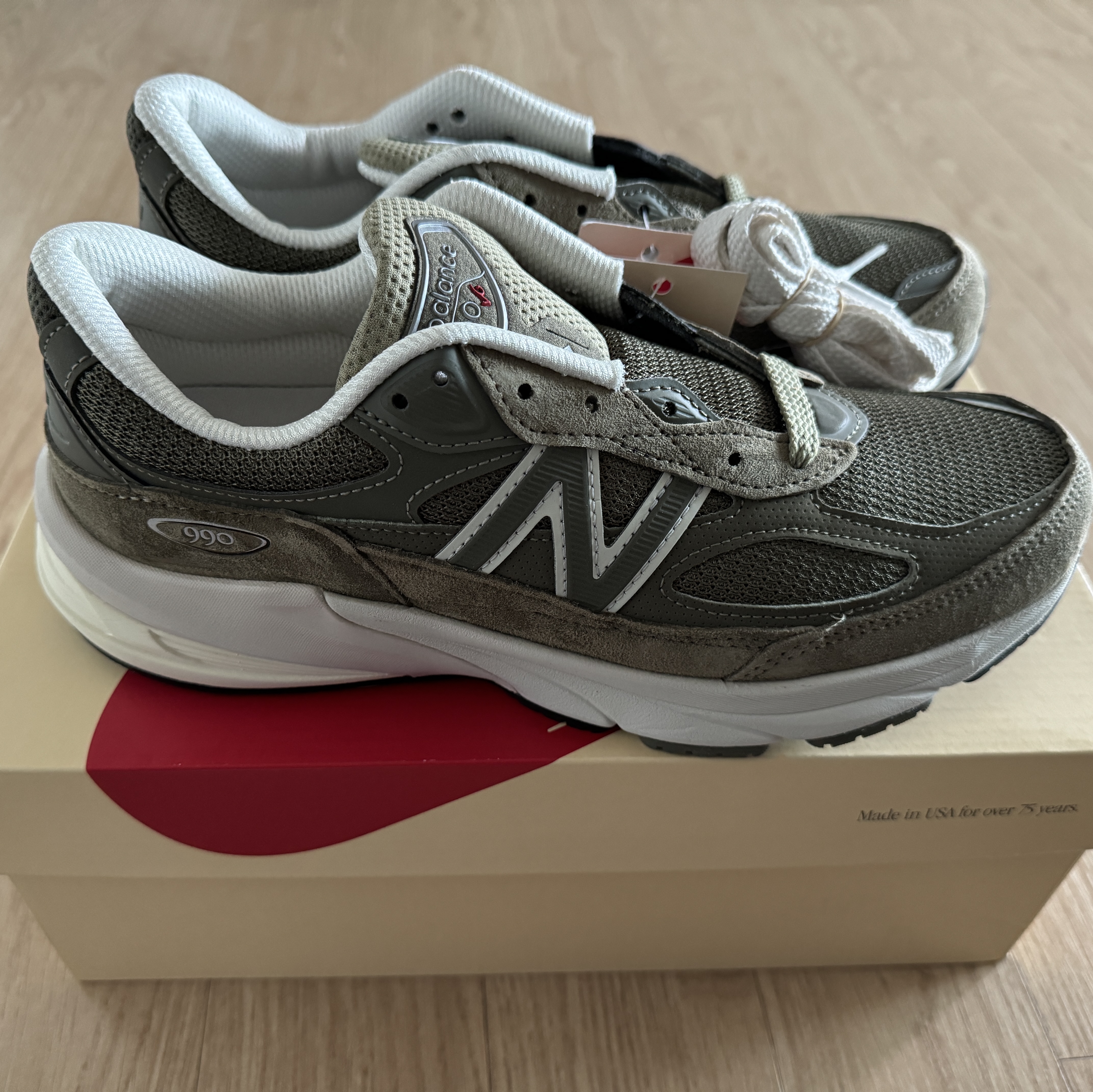 New Balance 990v6 Made in USA True Camo 착용 스타일 - 3